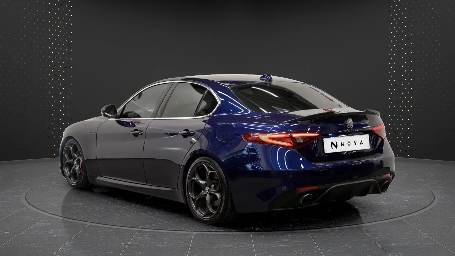 Alfa Romeo Giulia 2019 - Photo 2