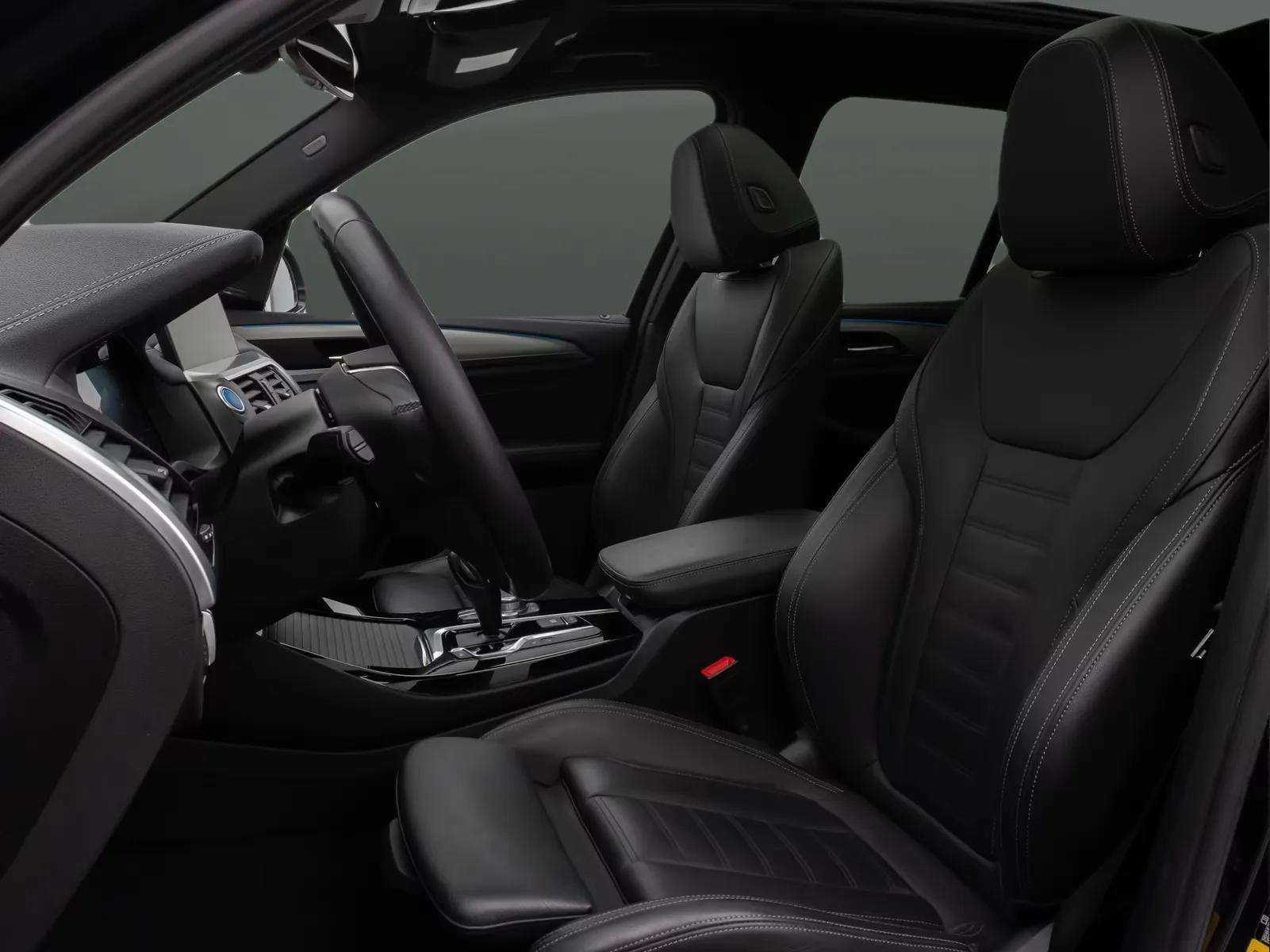 BMW iX3 2021 - Photo 2