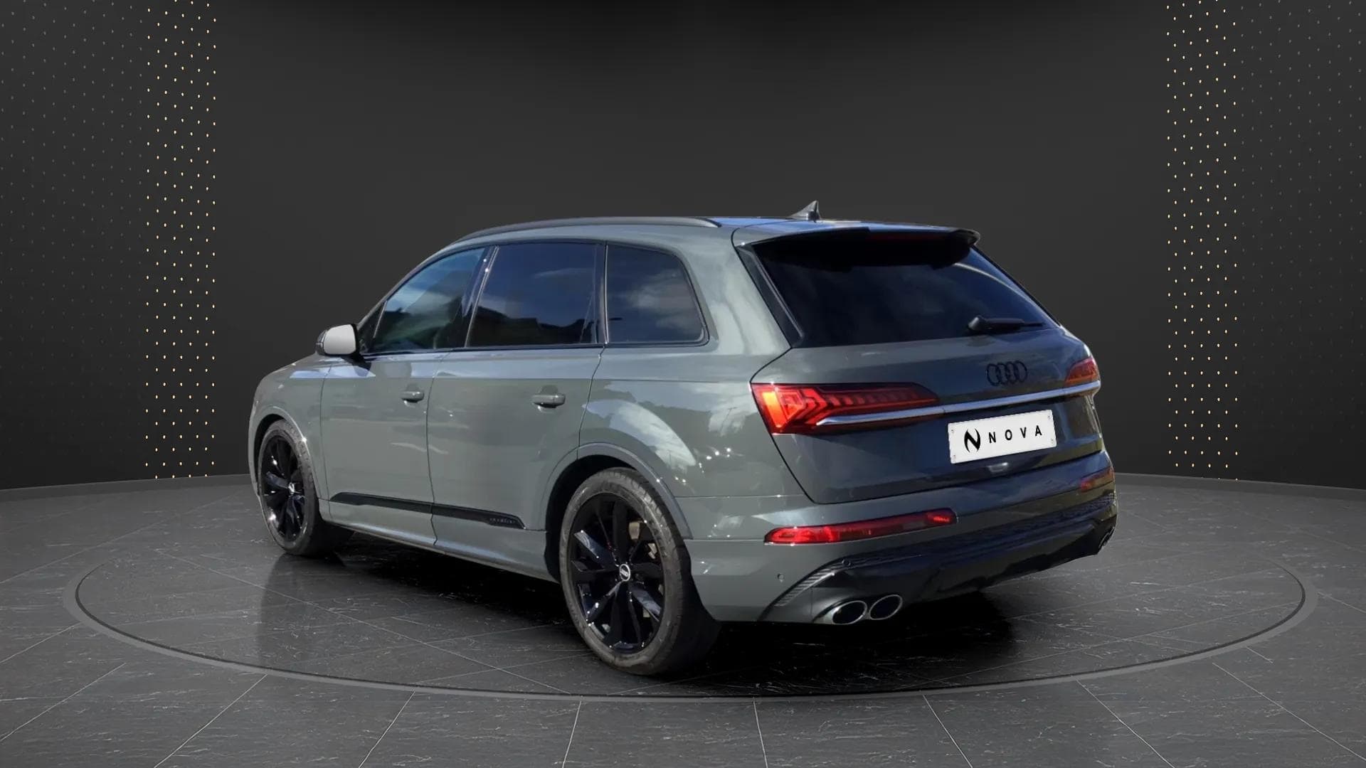 Audi SQ7 2021 - Photo 2