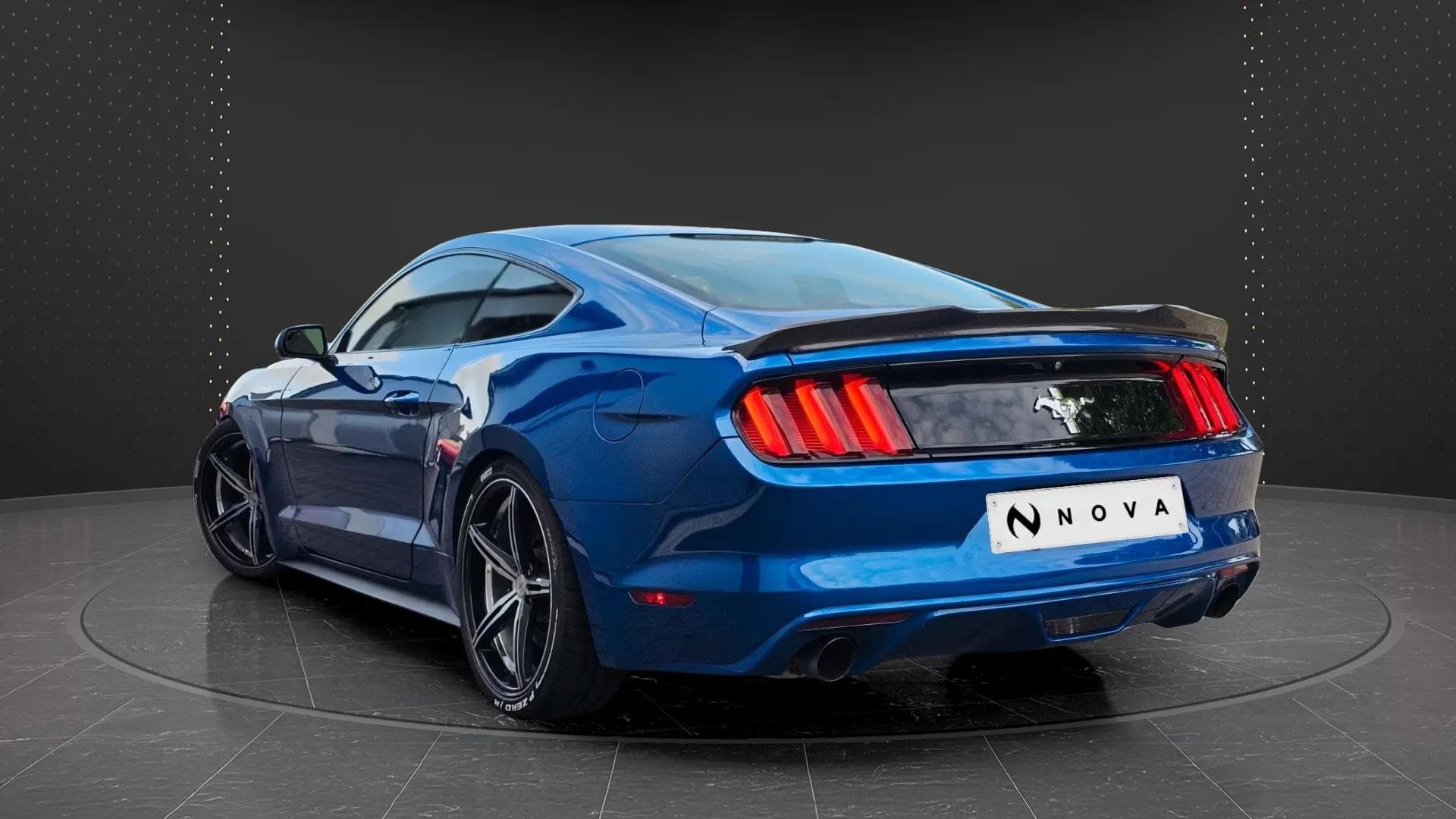 Ford Mustang 2017 - Photo 2