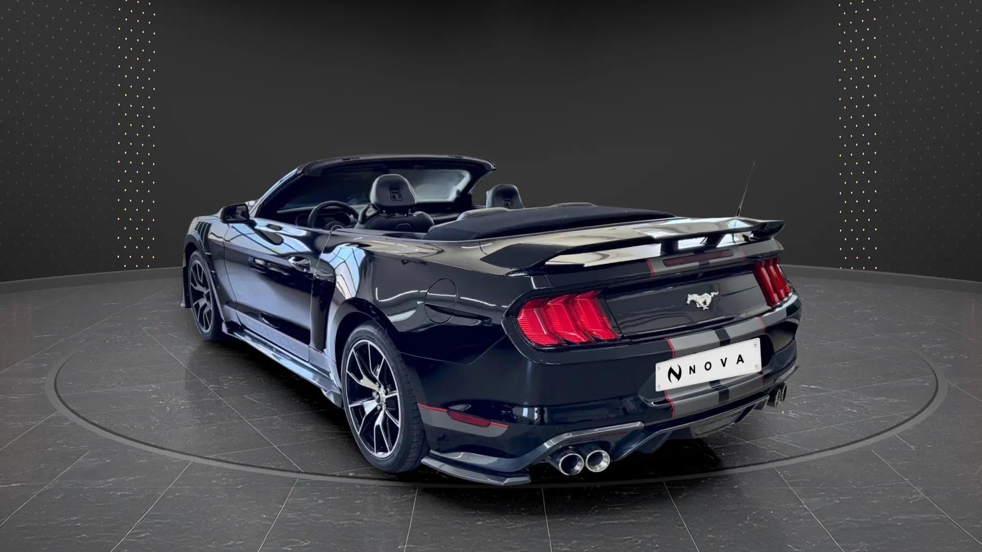 Ford Mustang 2020 - Photo 2