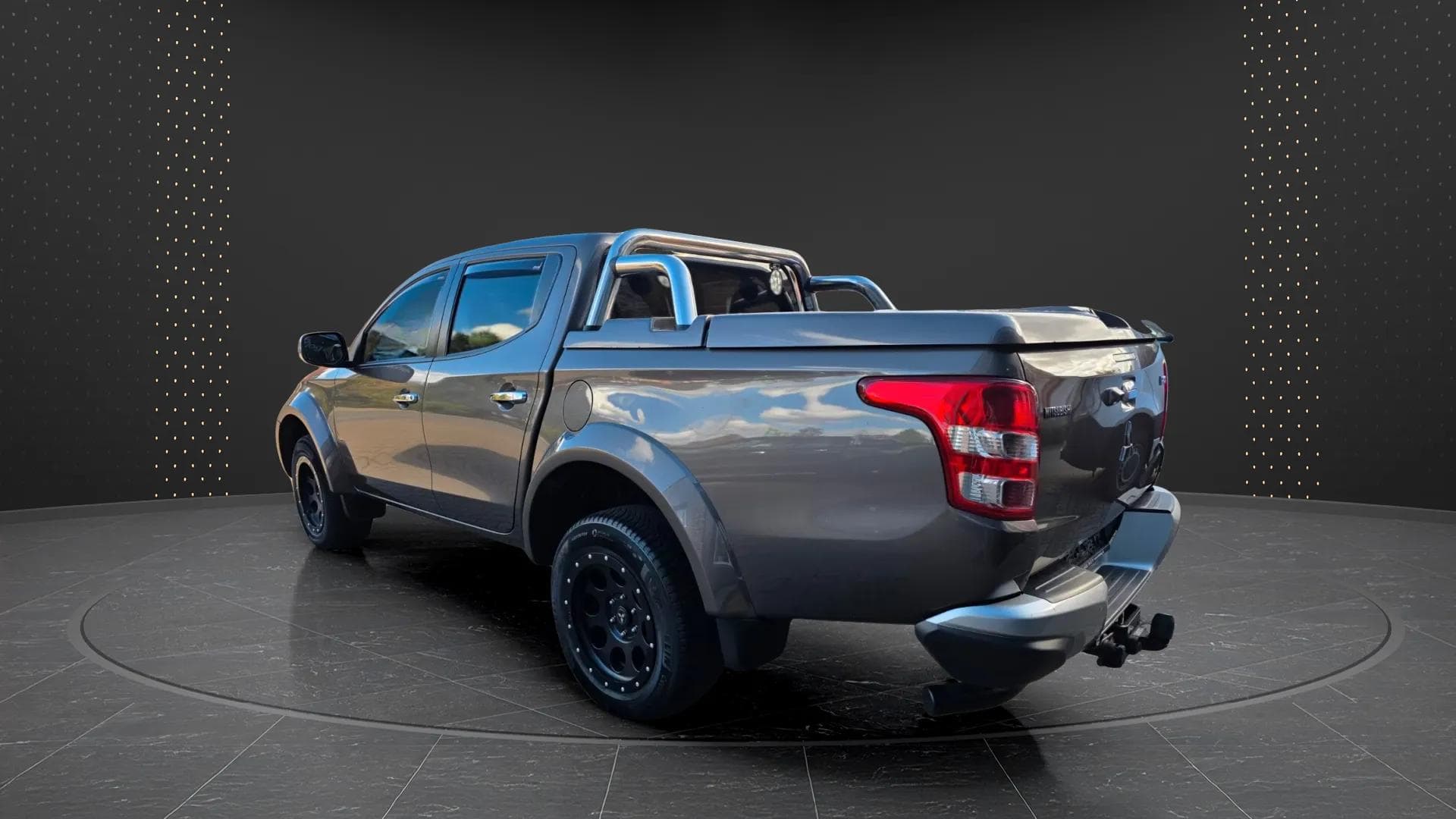 Mitsubishi L200 2016 - Photo 2