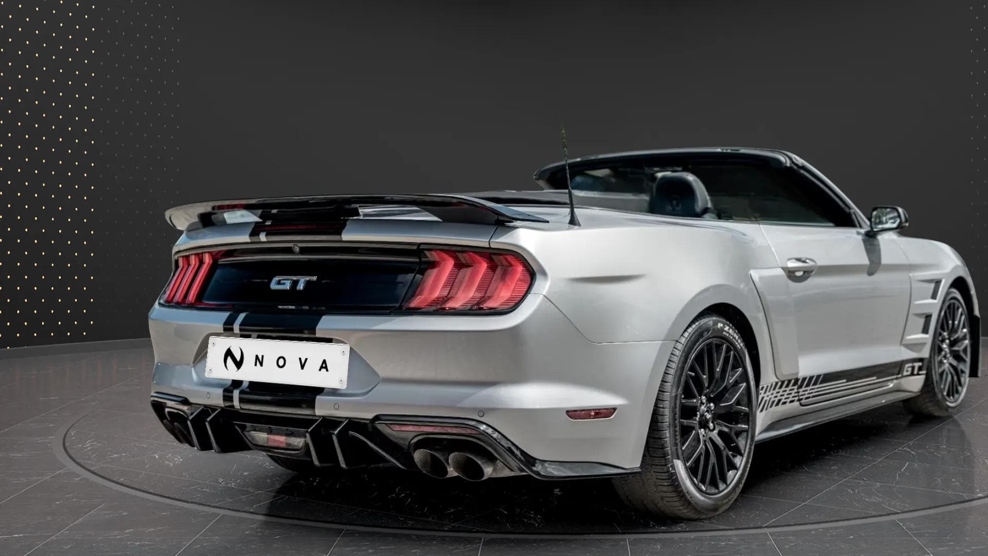 Ford Mustang 2019 - Photo 2