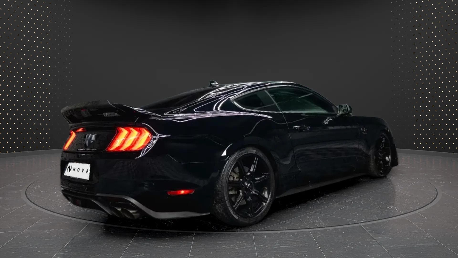Ford Mustang 2020 - Photo 2