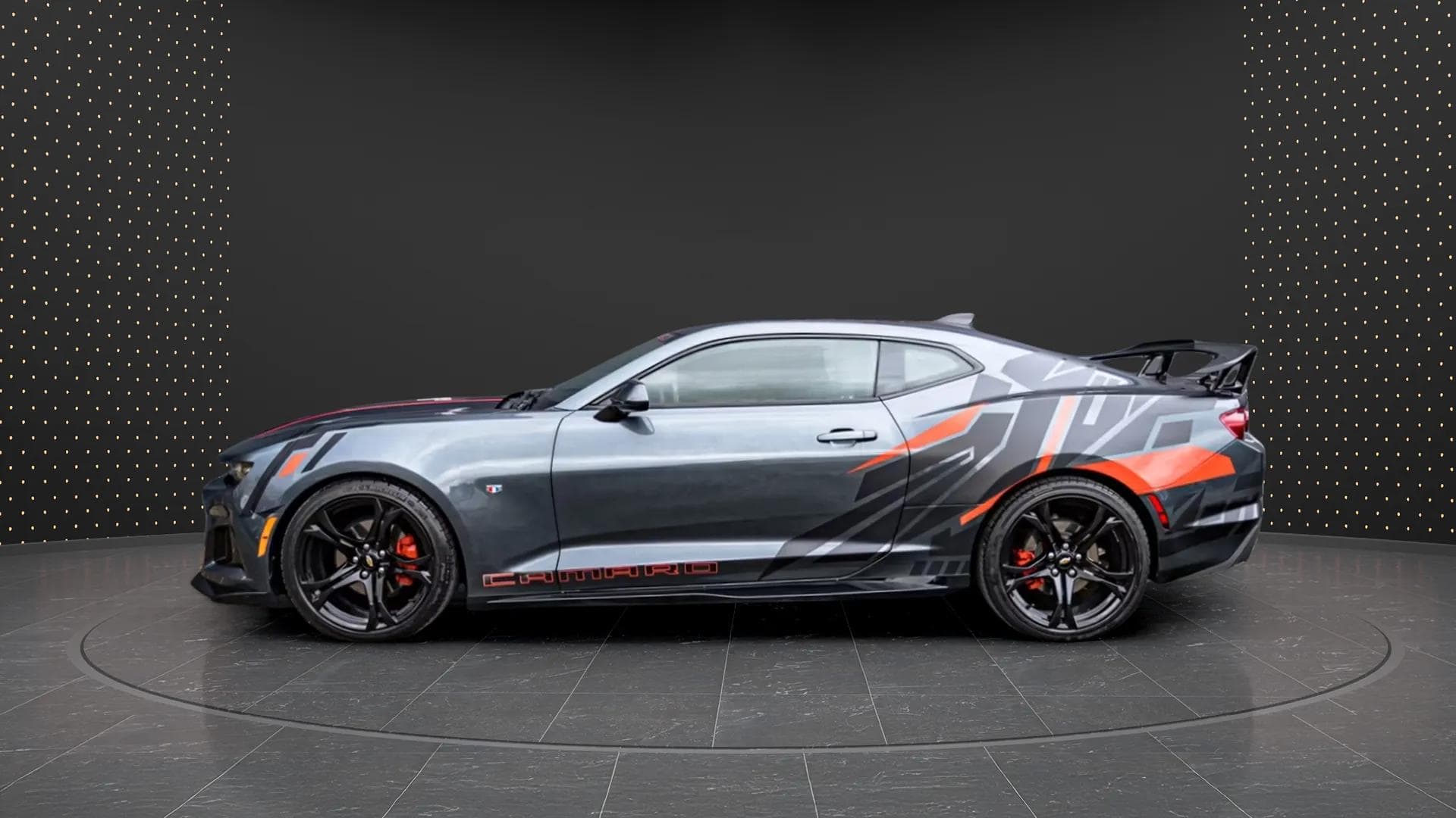 Chevrolet Camaro 2018 - Photo 2