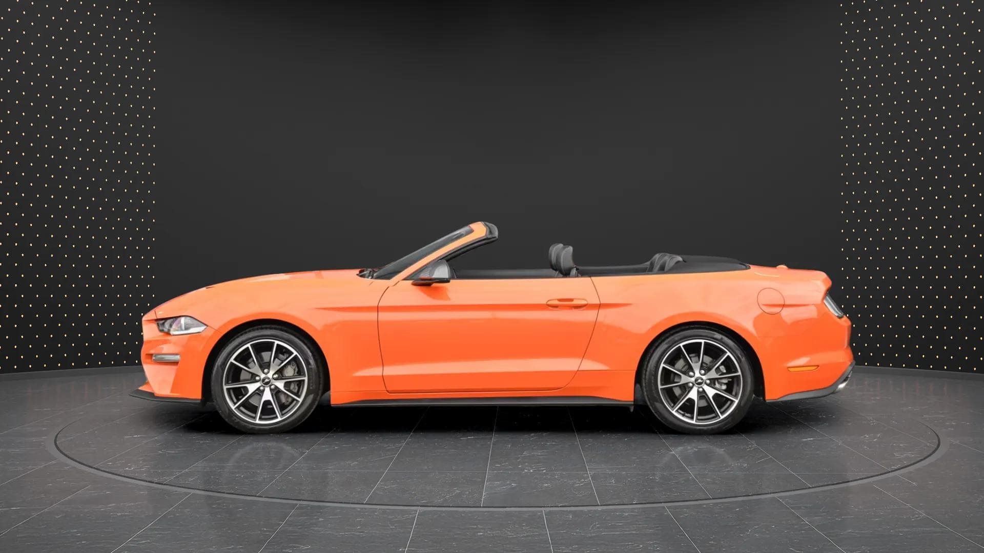 Ford Mustang 2020 - Photo 2