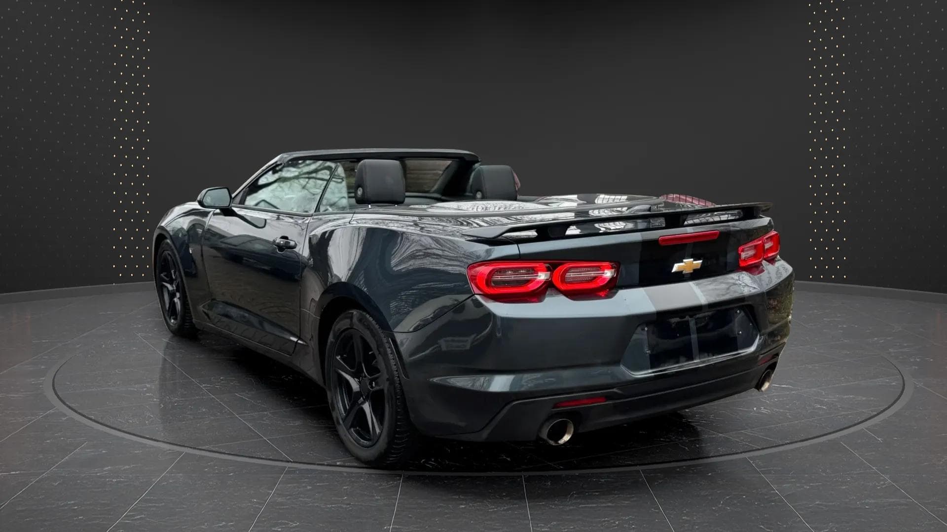 Chevrolet Camaro 2019 - Photo 2
