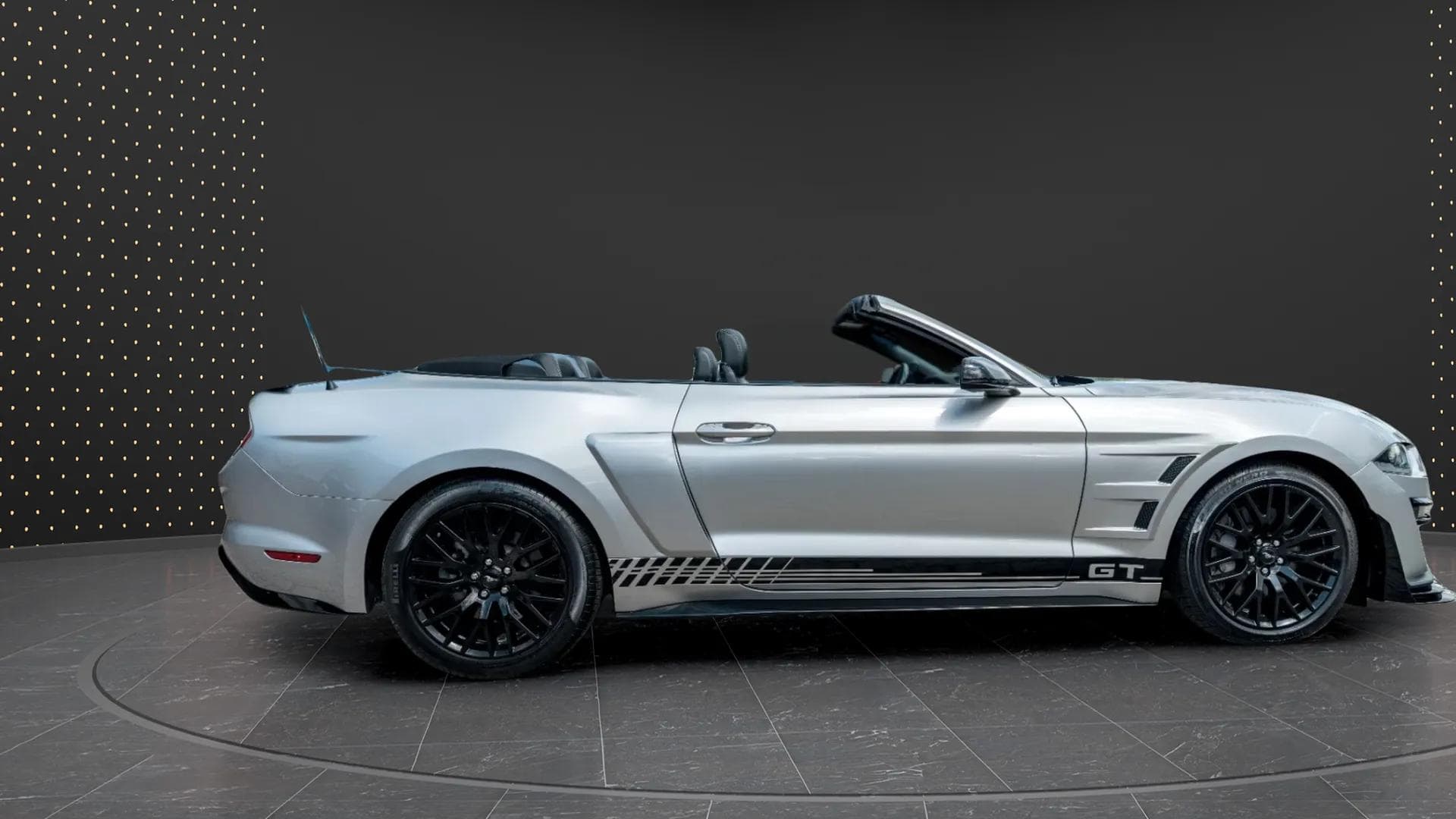 Ford Mustang 2019 - Photo 3