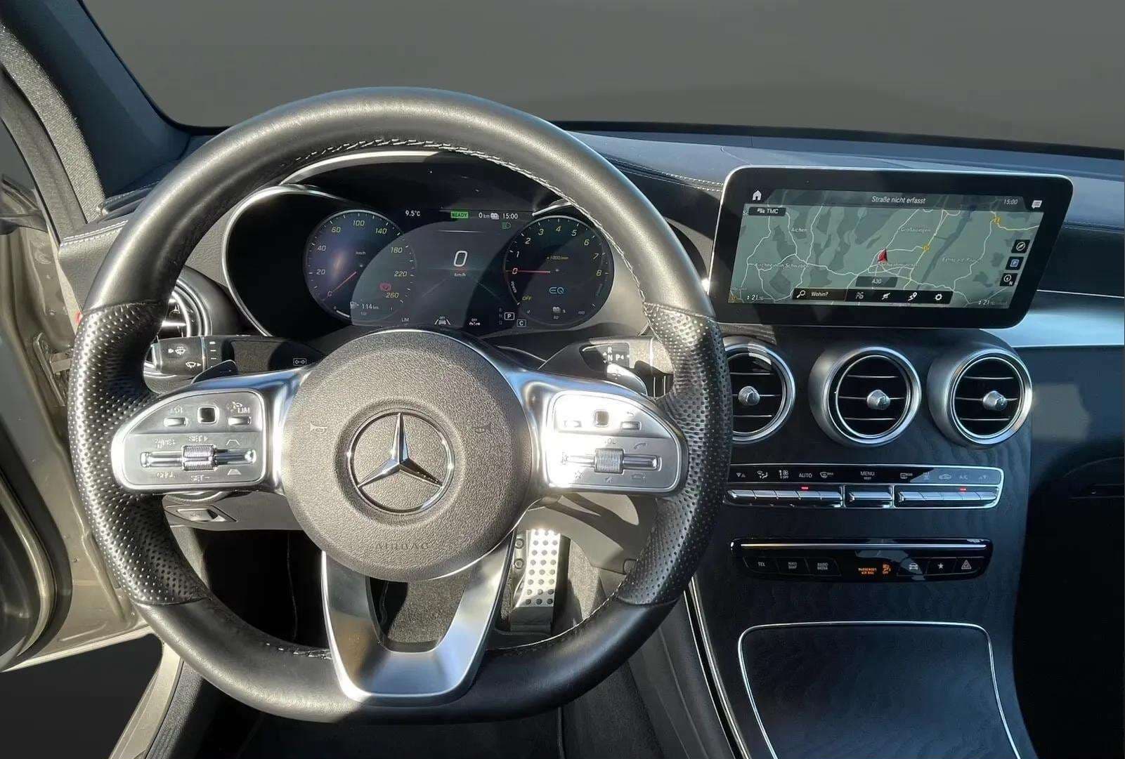 Mercedes-Benz GLC 300 2021 - Photo 2