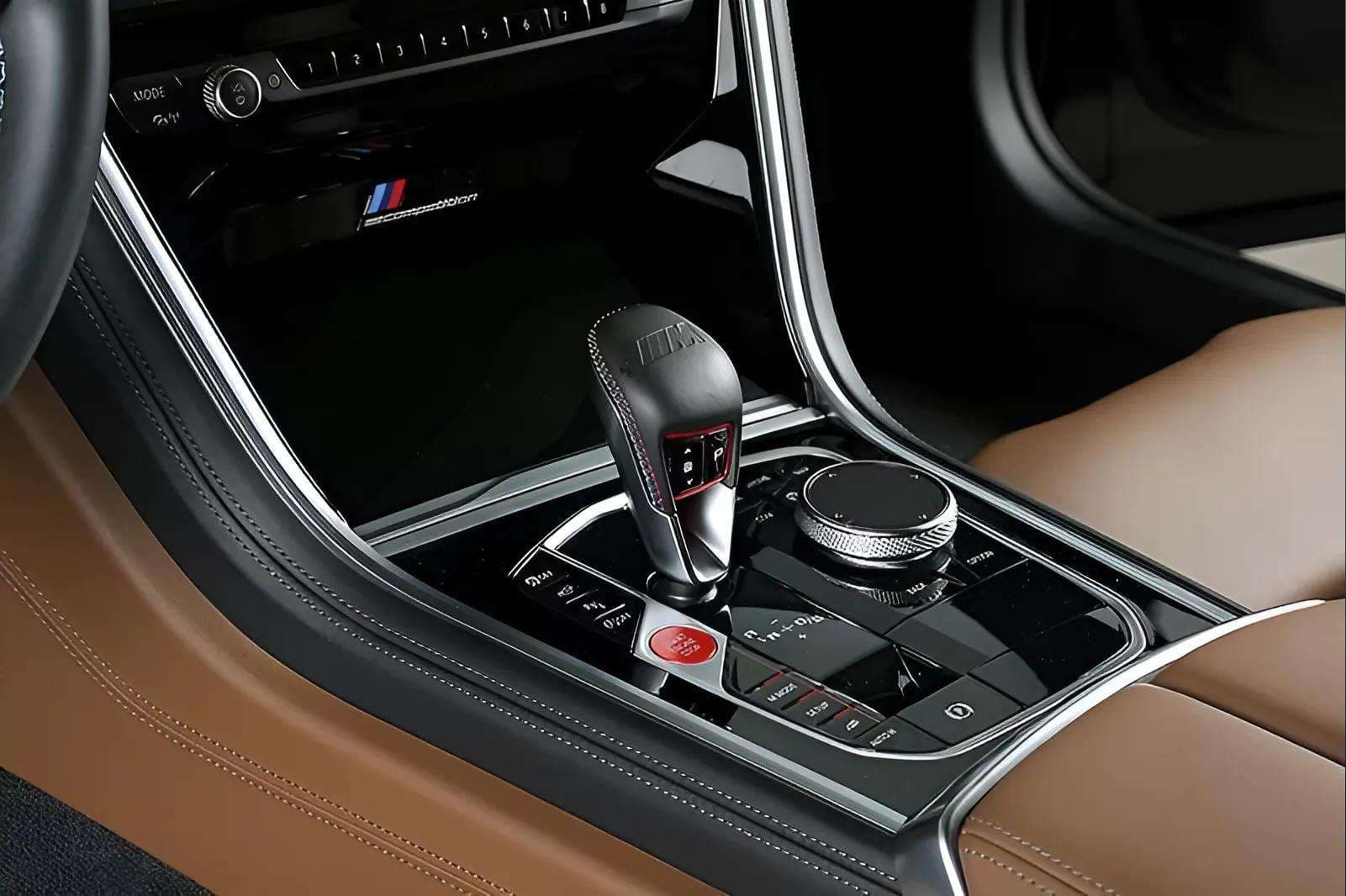 BMW M8 2023 - Photo 4