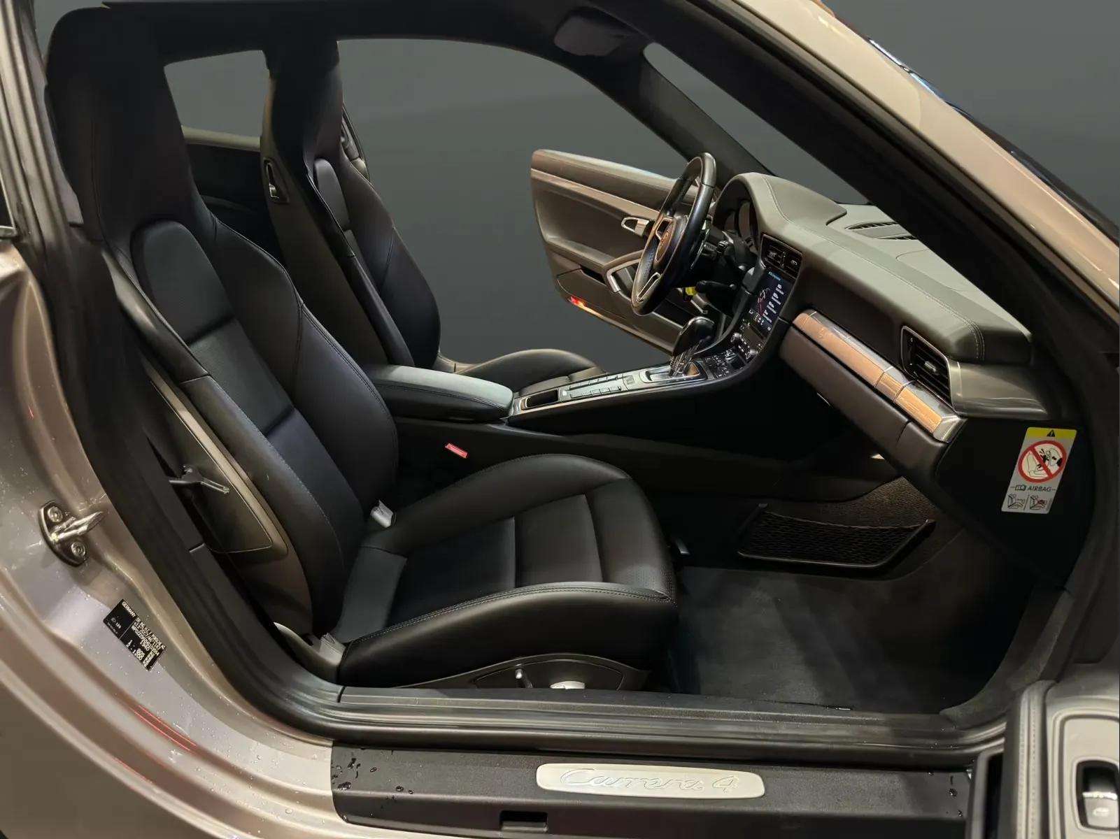 Porsche 911 2017 - Photo 3