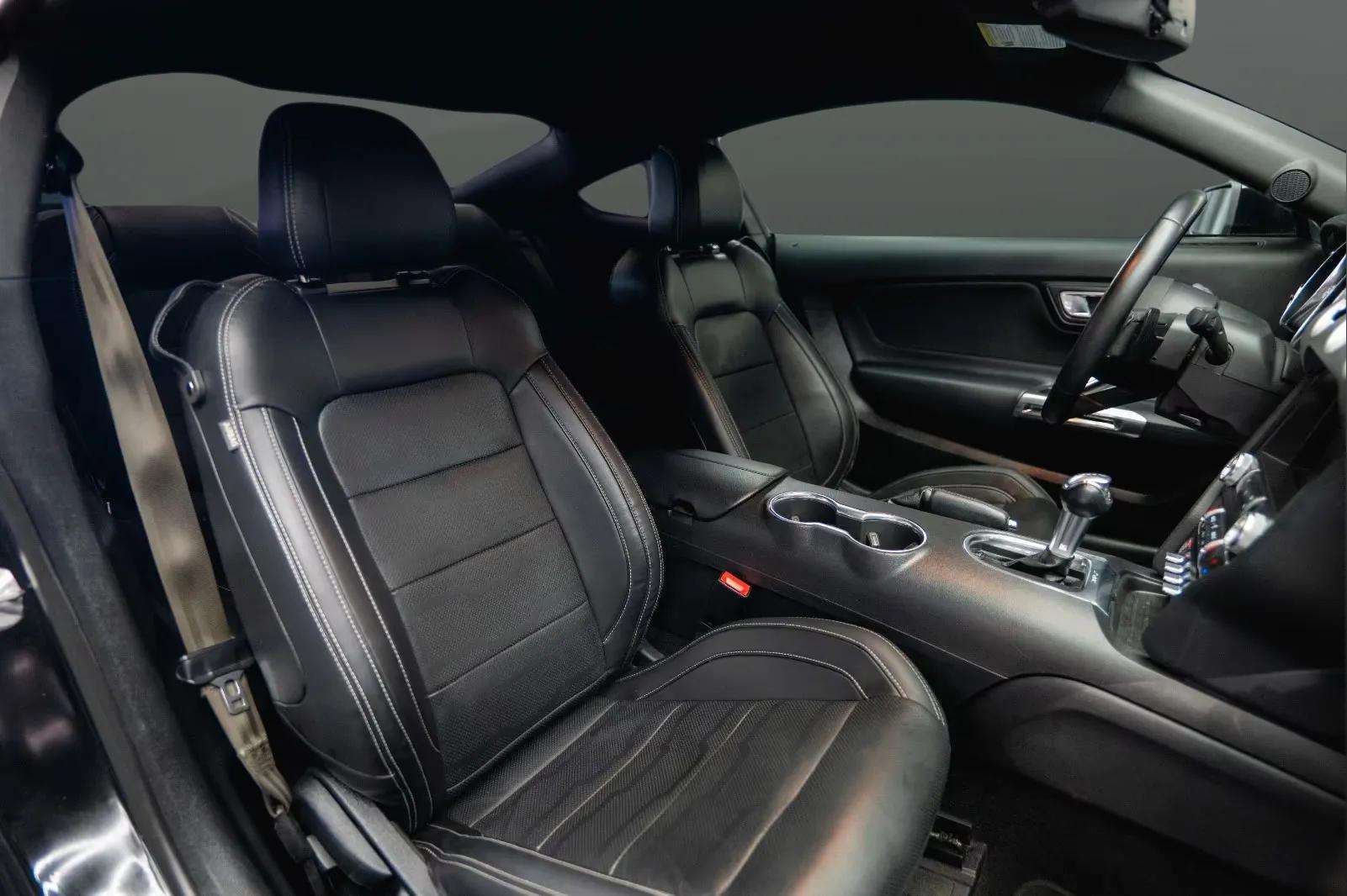 Ford Mustang 2020 - Photo 4