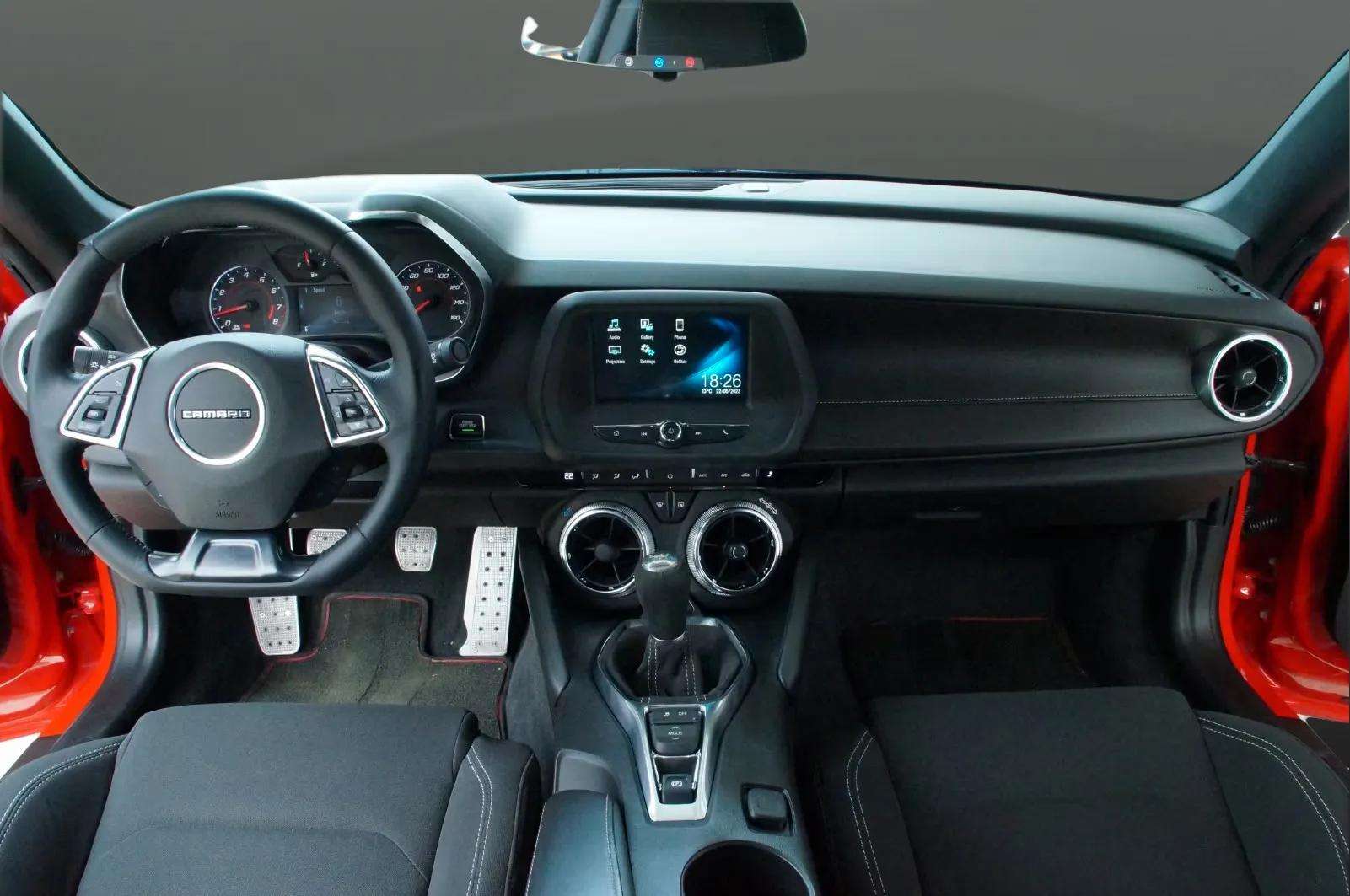 Chevrolet Camaro 2018 - Photo 5