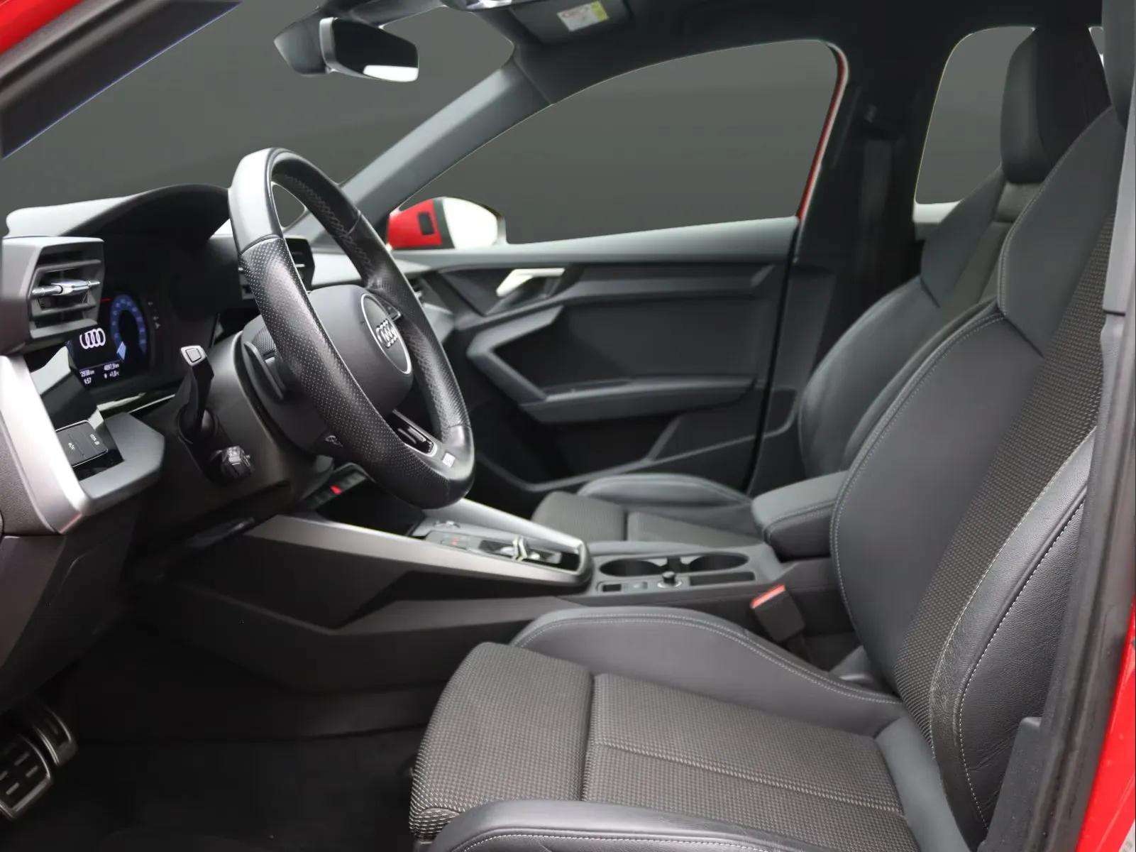 Audi A3 2023 - Photo 2