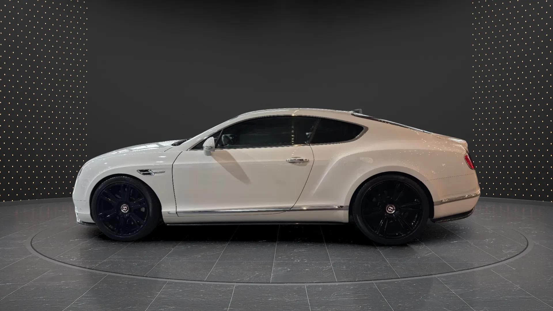 Bentley Continental GT 2019 - Photo 3