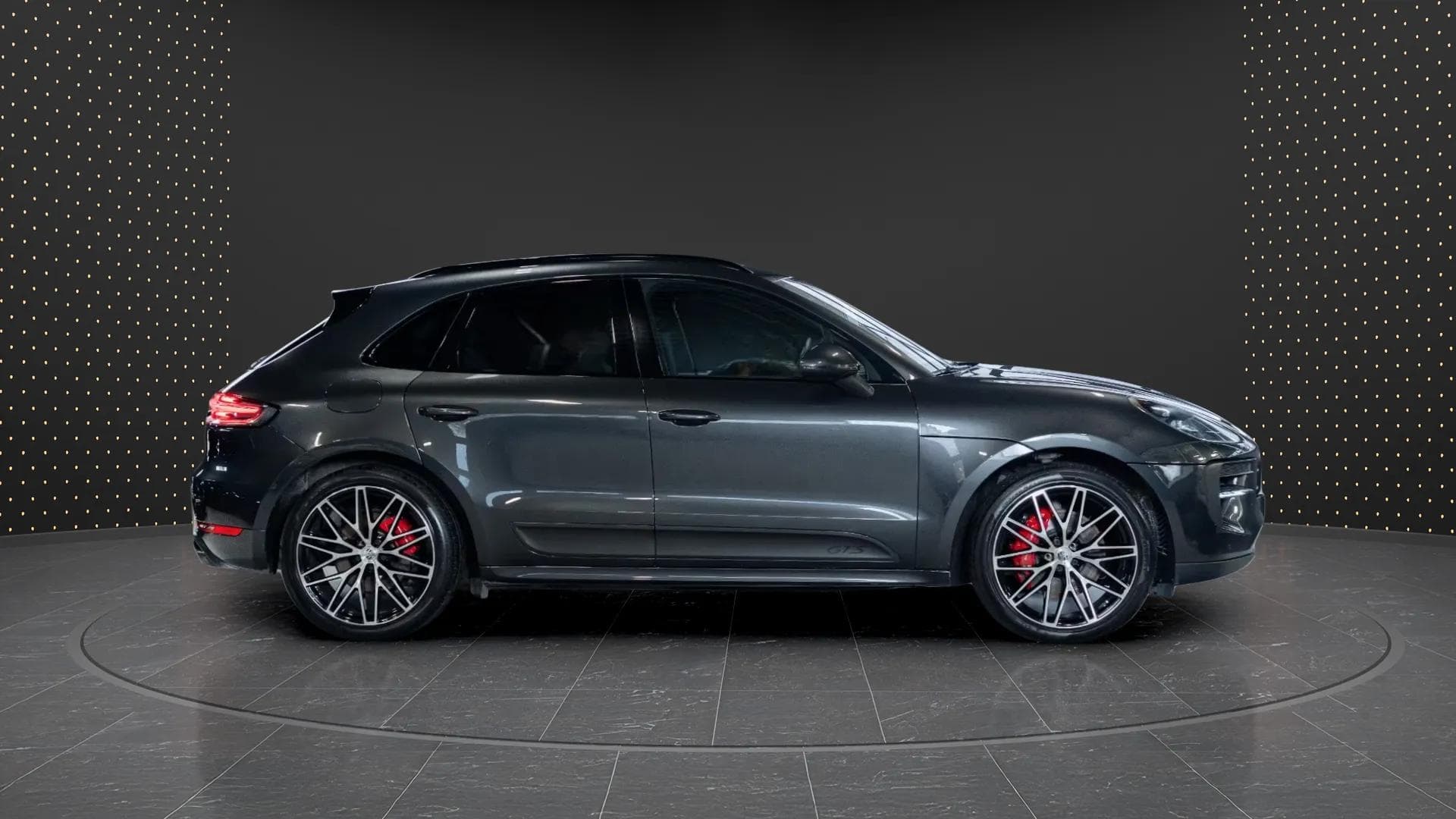 Porsche Macan 2020 - Photo 2