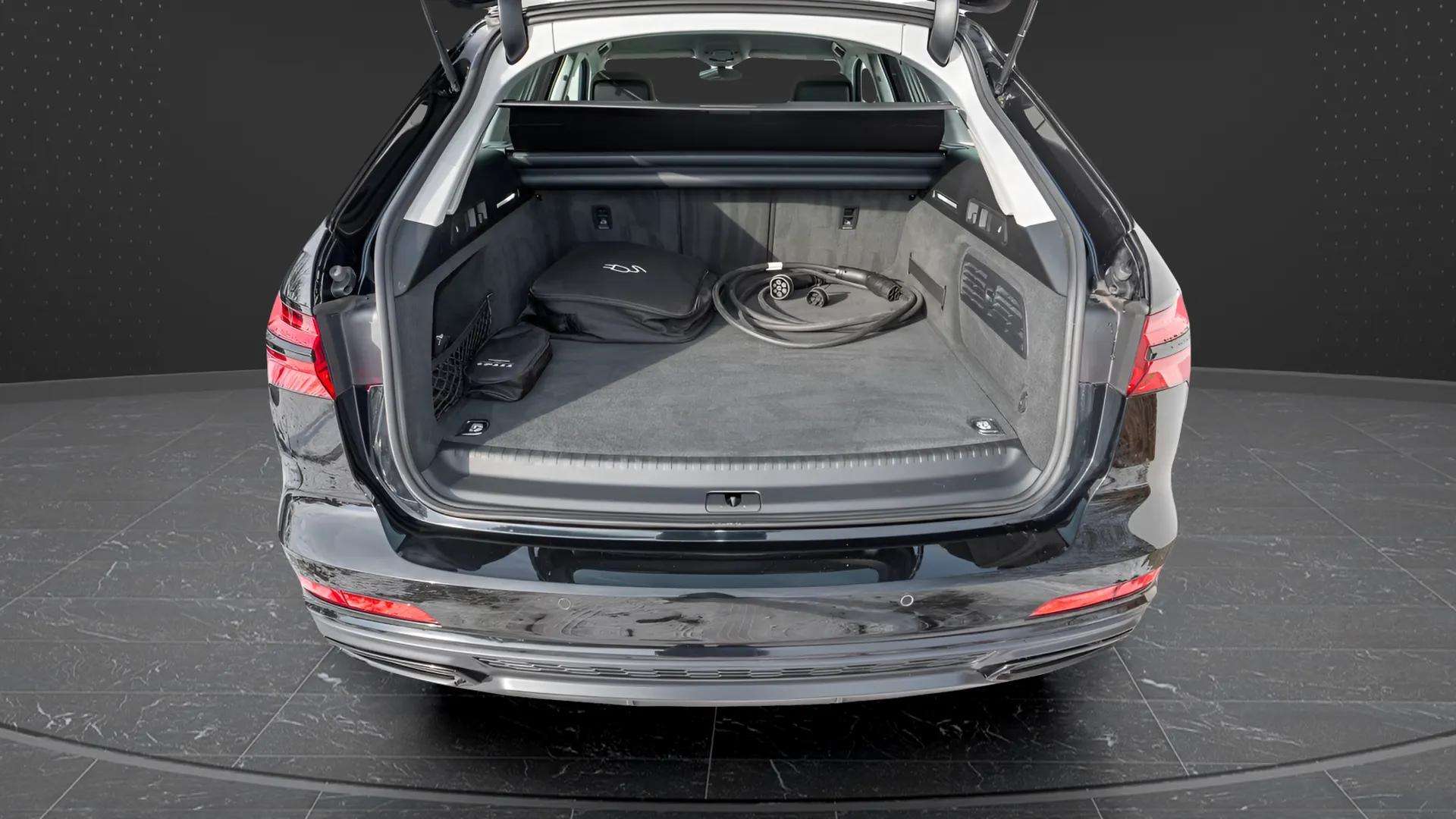 Audi A6 2022 - Photo 4