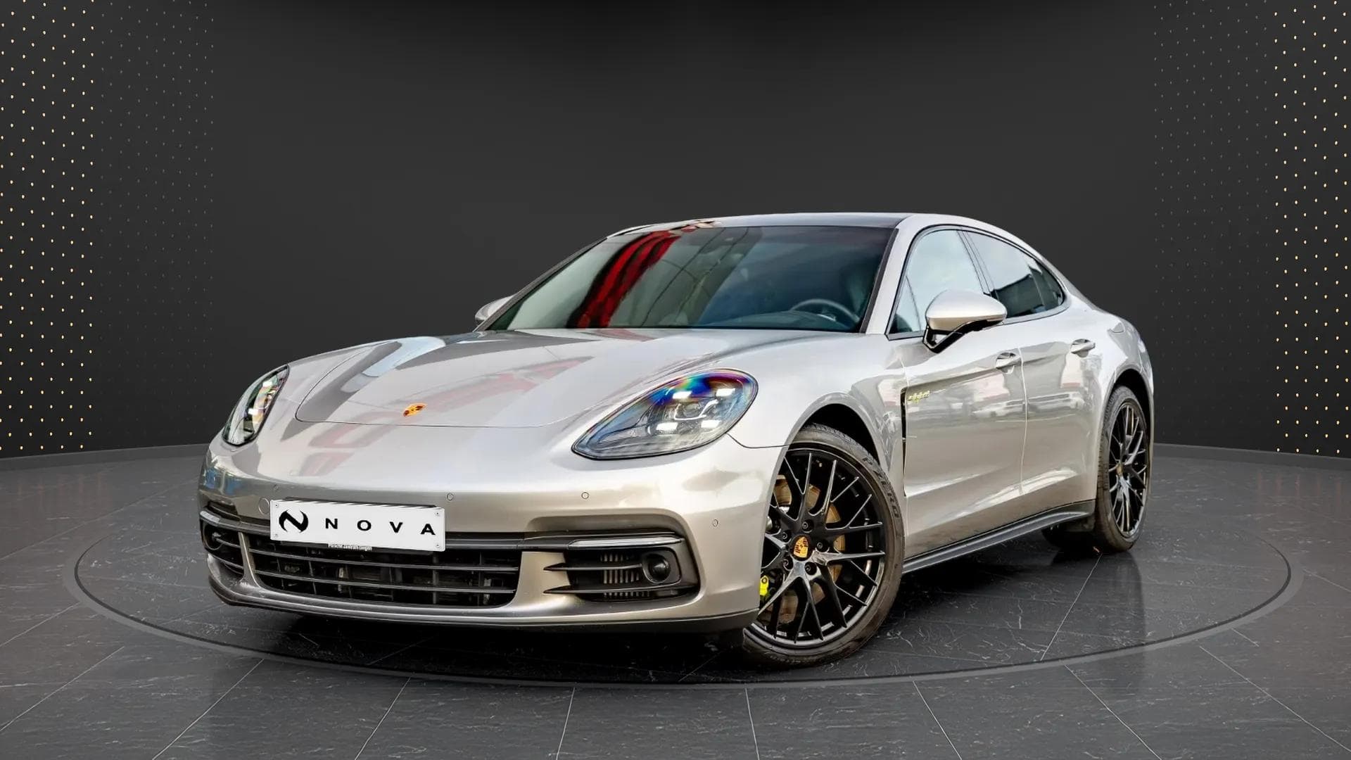 Porsche Panamera 2019 - Photo principale