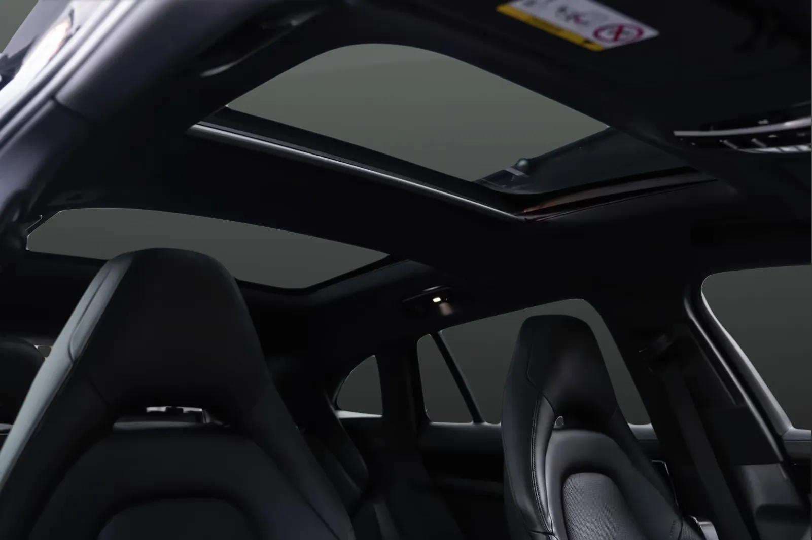 Porsche Panamera 2019 - Photo 2