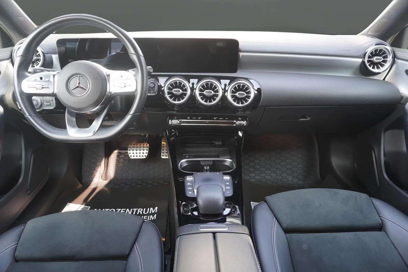 Mercedes-Benz Classe A 200 2021 - Photo 3