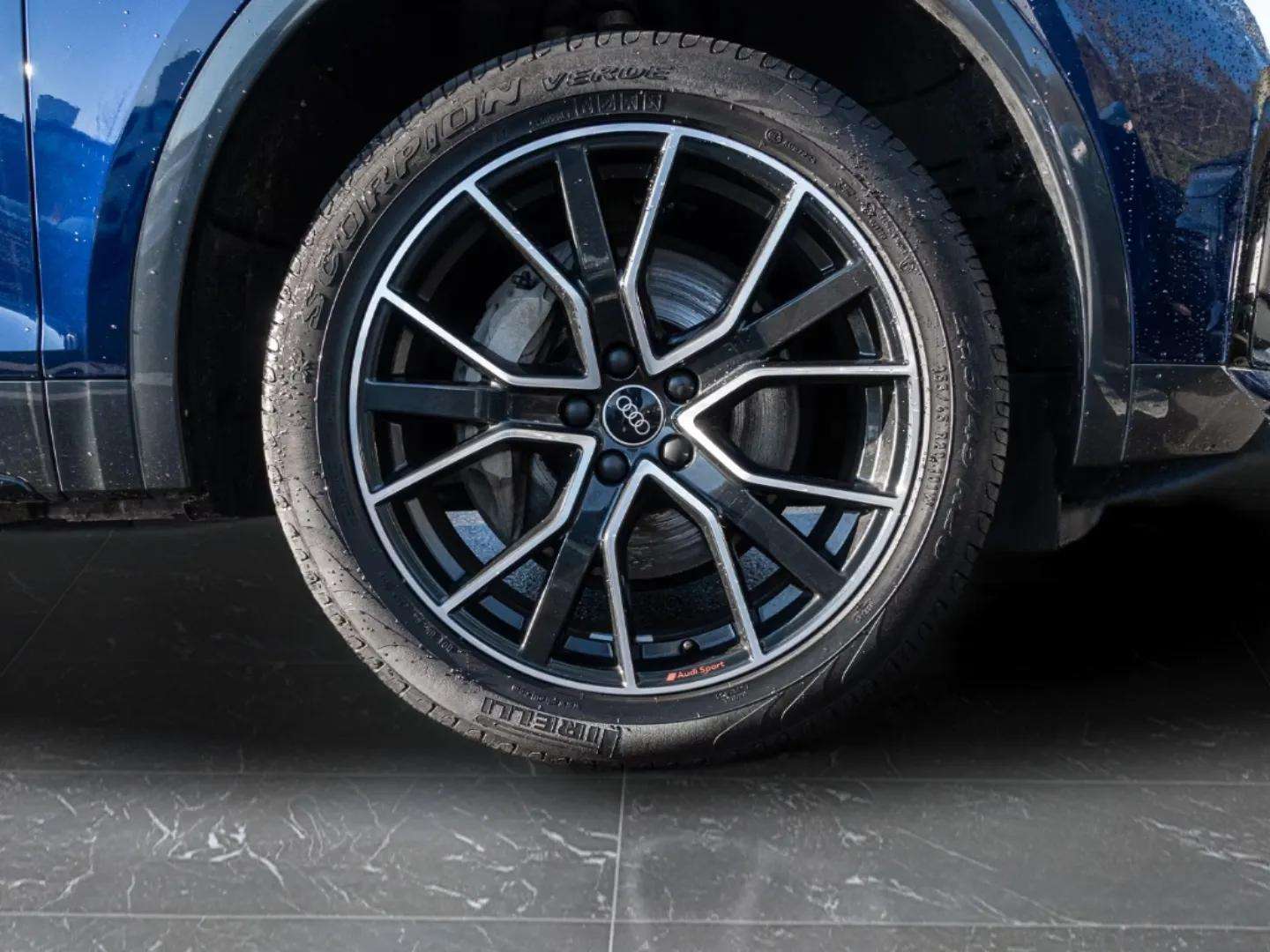 Audi Q5 Sportback 2021 - Photo 3