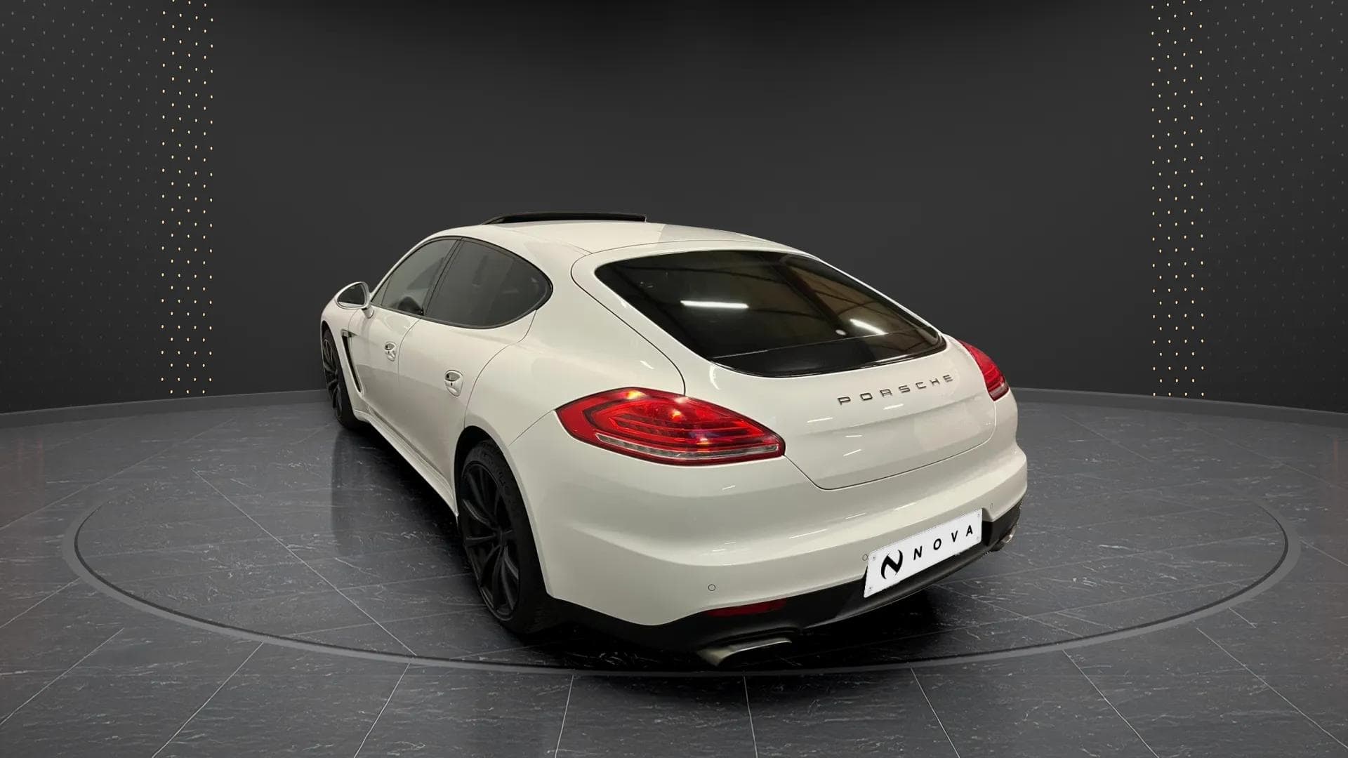 Porsche Panamera 2016 - Photo 2