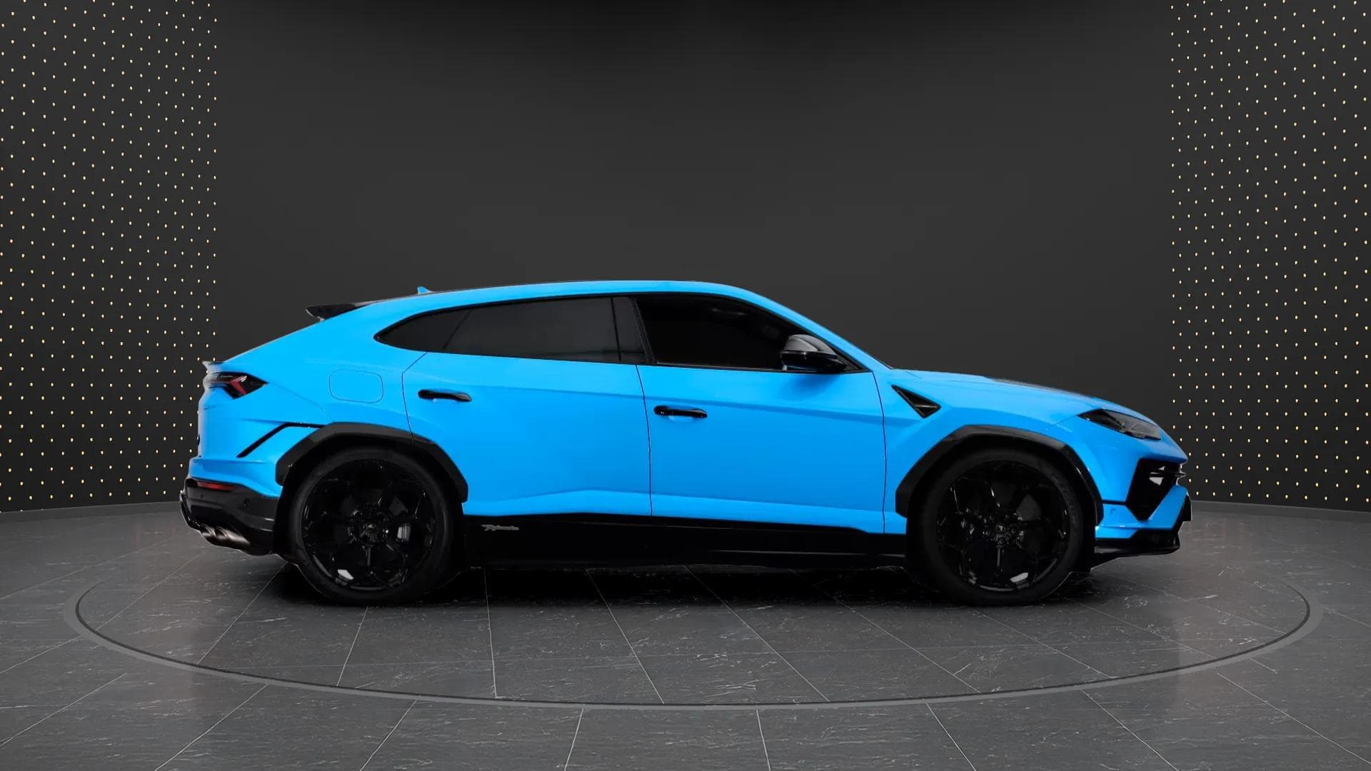 Lamborghini Urus 2023 - Photo 2