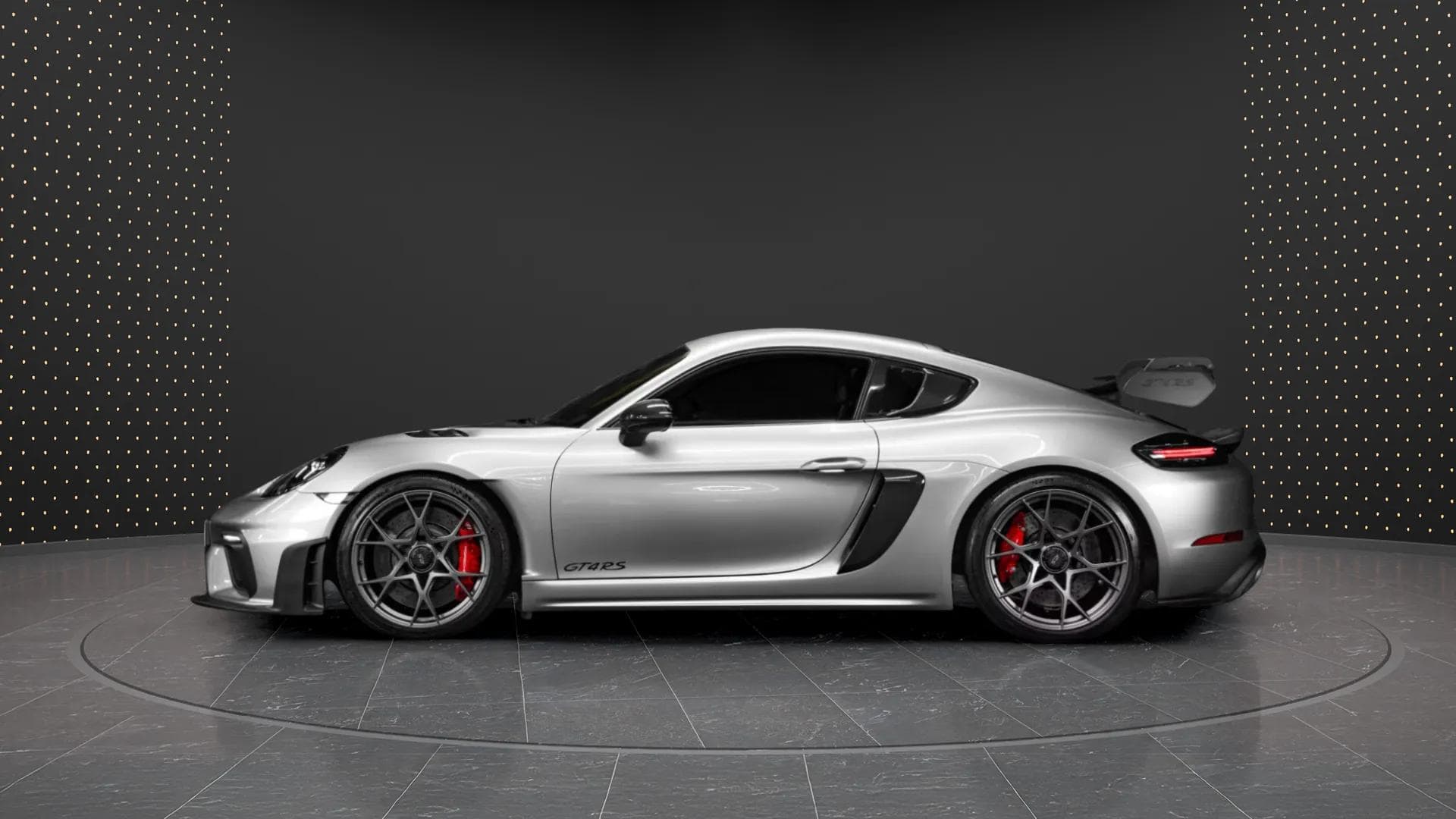 Porsche Cayman 2023 - Photo 4