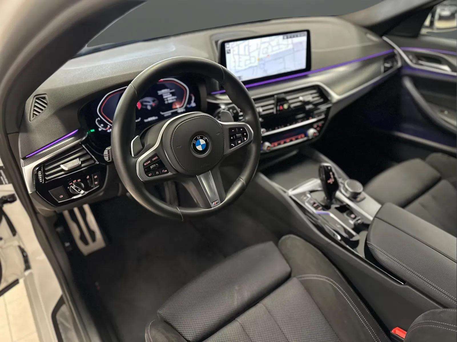 BMW 530 2021 - Photo 2