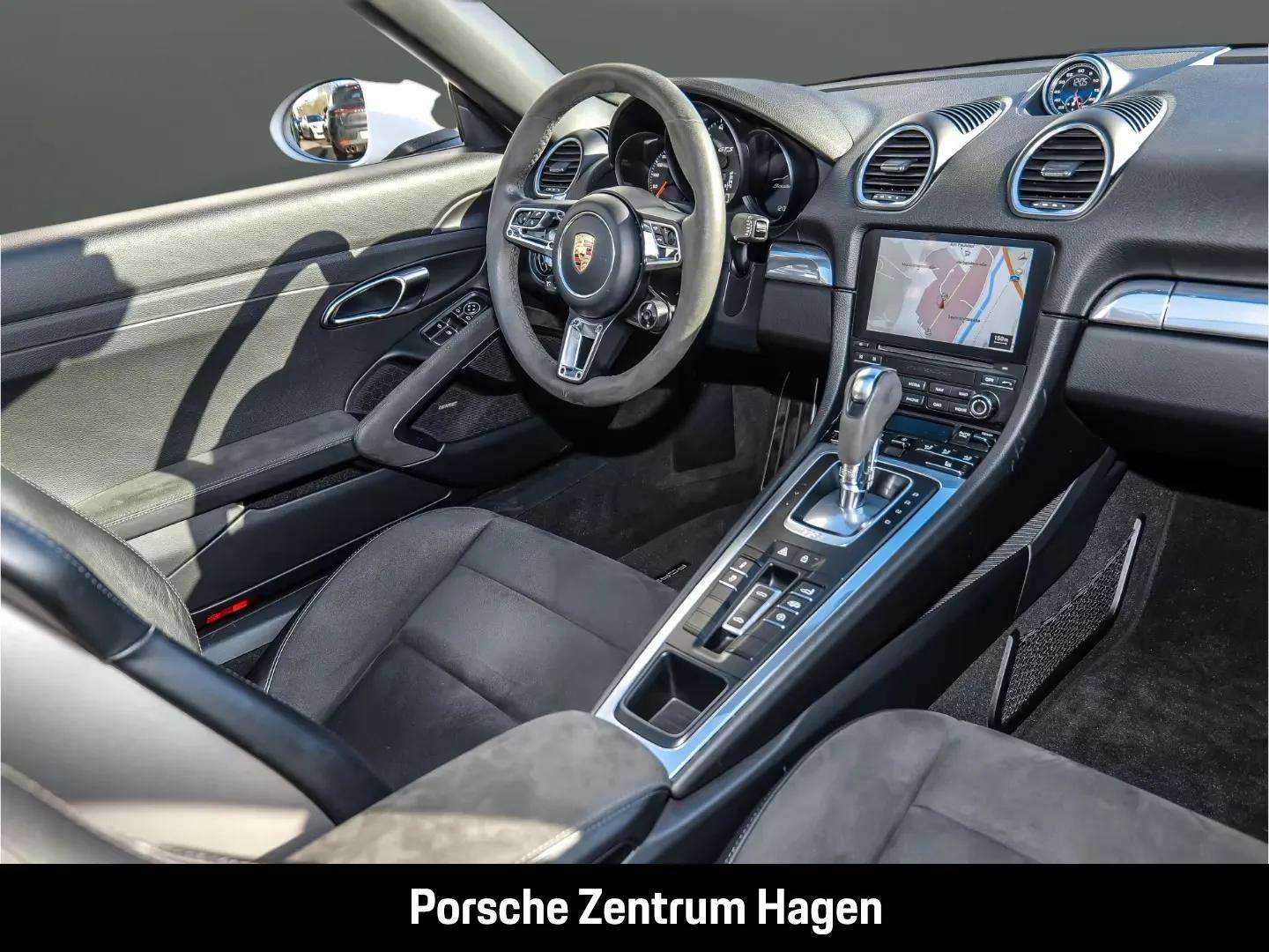 Porsche Boxster 2022 - Photo 2