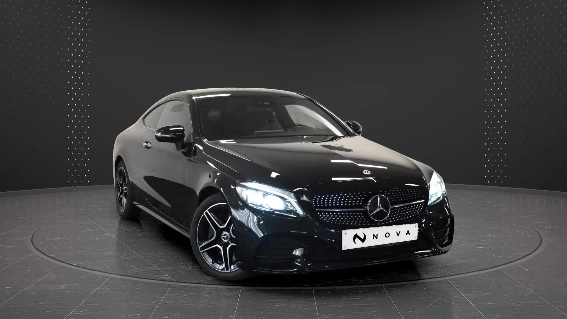 Mercedes-Benz C 300 2019 - Photo principale
