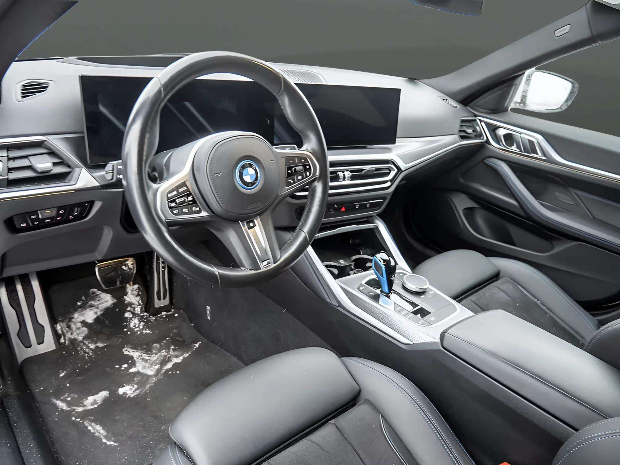 BMW i4 2023 - Photo 3