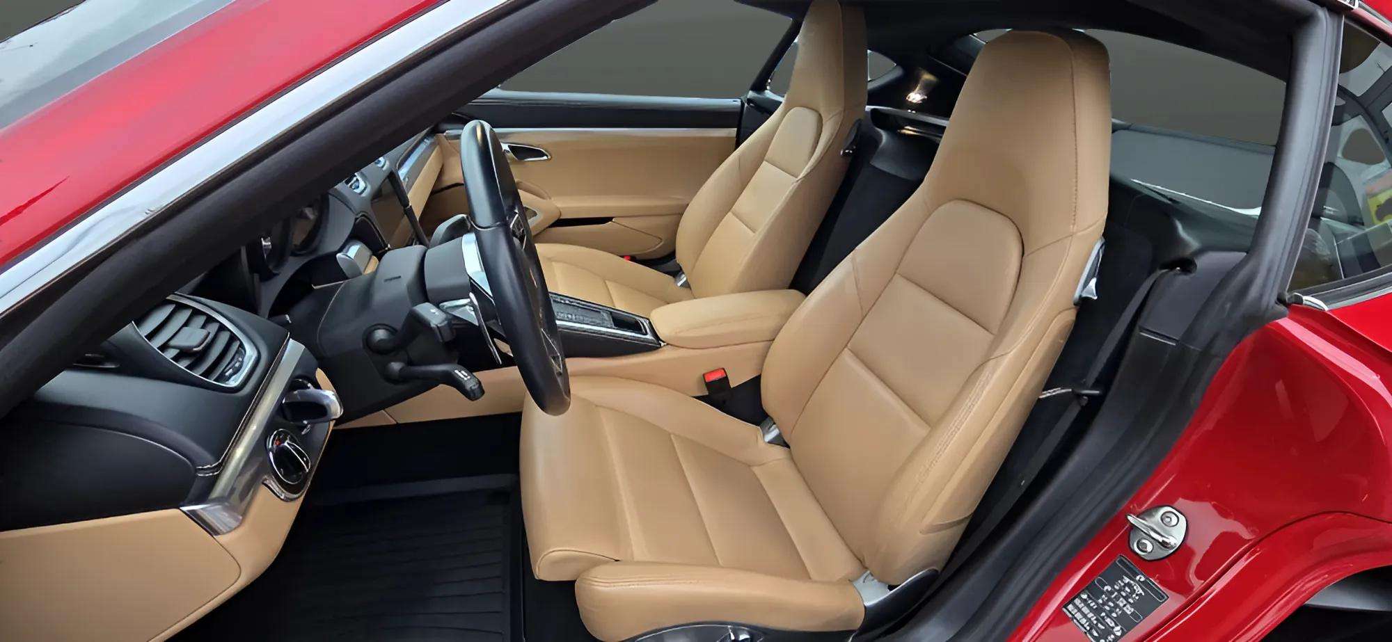 Porsche Cayman 2019 - Photo