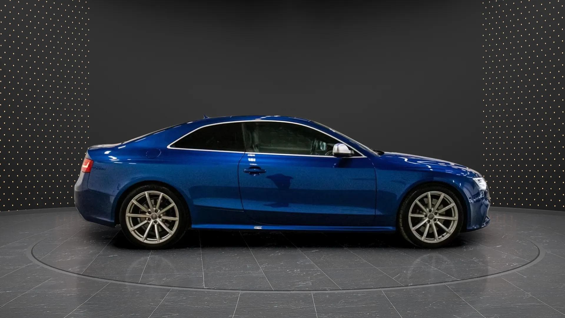 Audi RS5 2013 - Photo 2