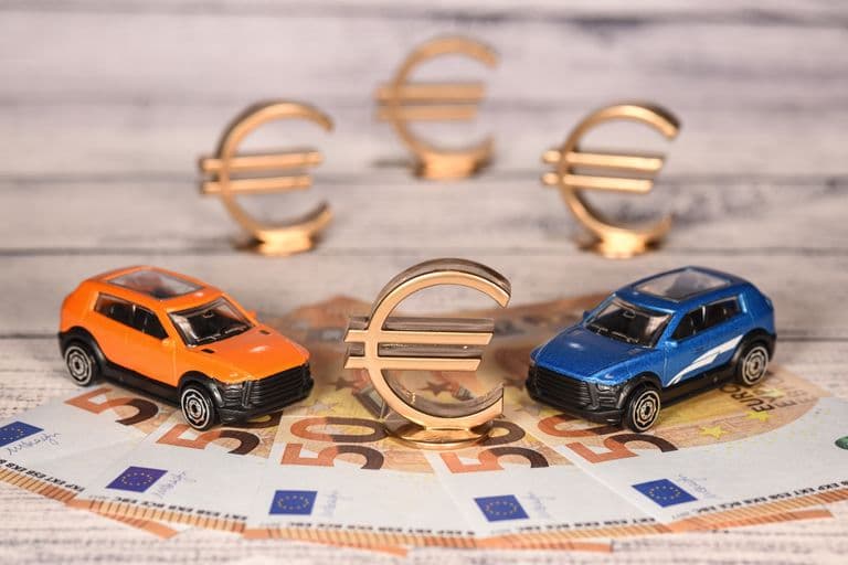 Fiscalité voiture importée France - Image principale