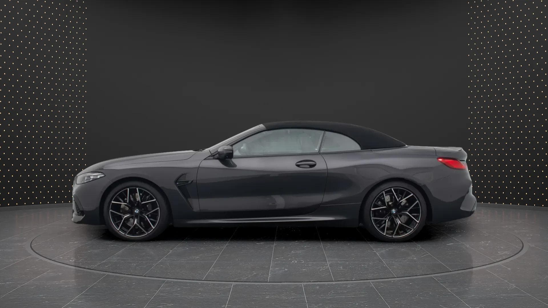 BMW M8 2022 - Photo 4