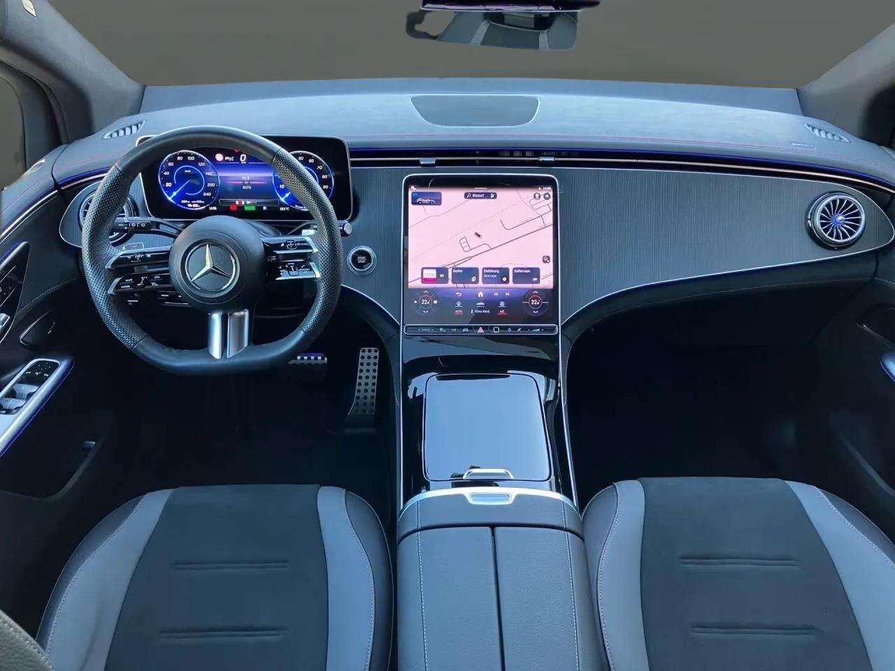 Mercedes-Benz EQE 2023 - Photo 5