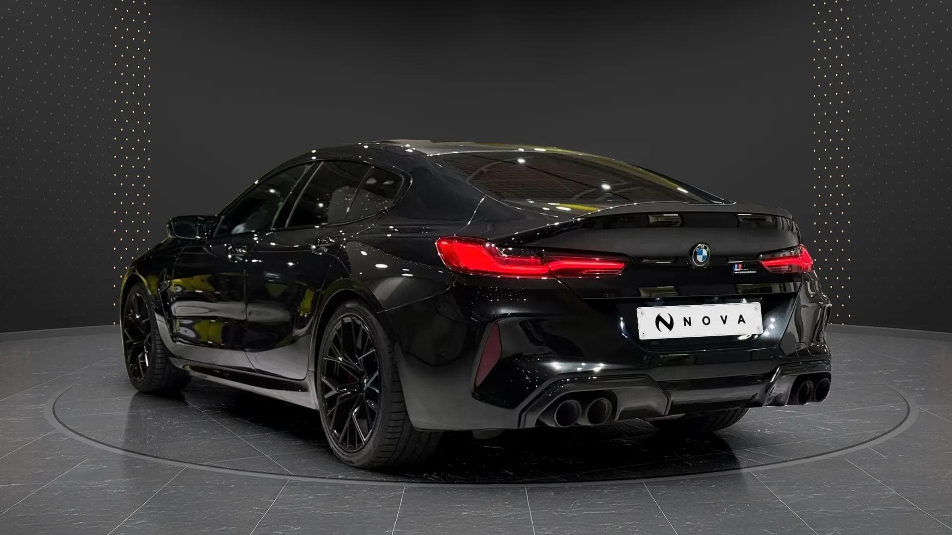 BMW M8 2021 - Photo 5