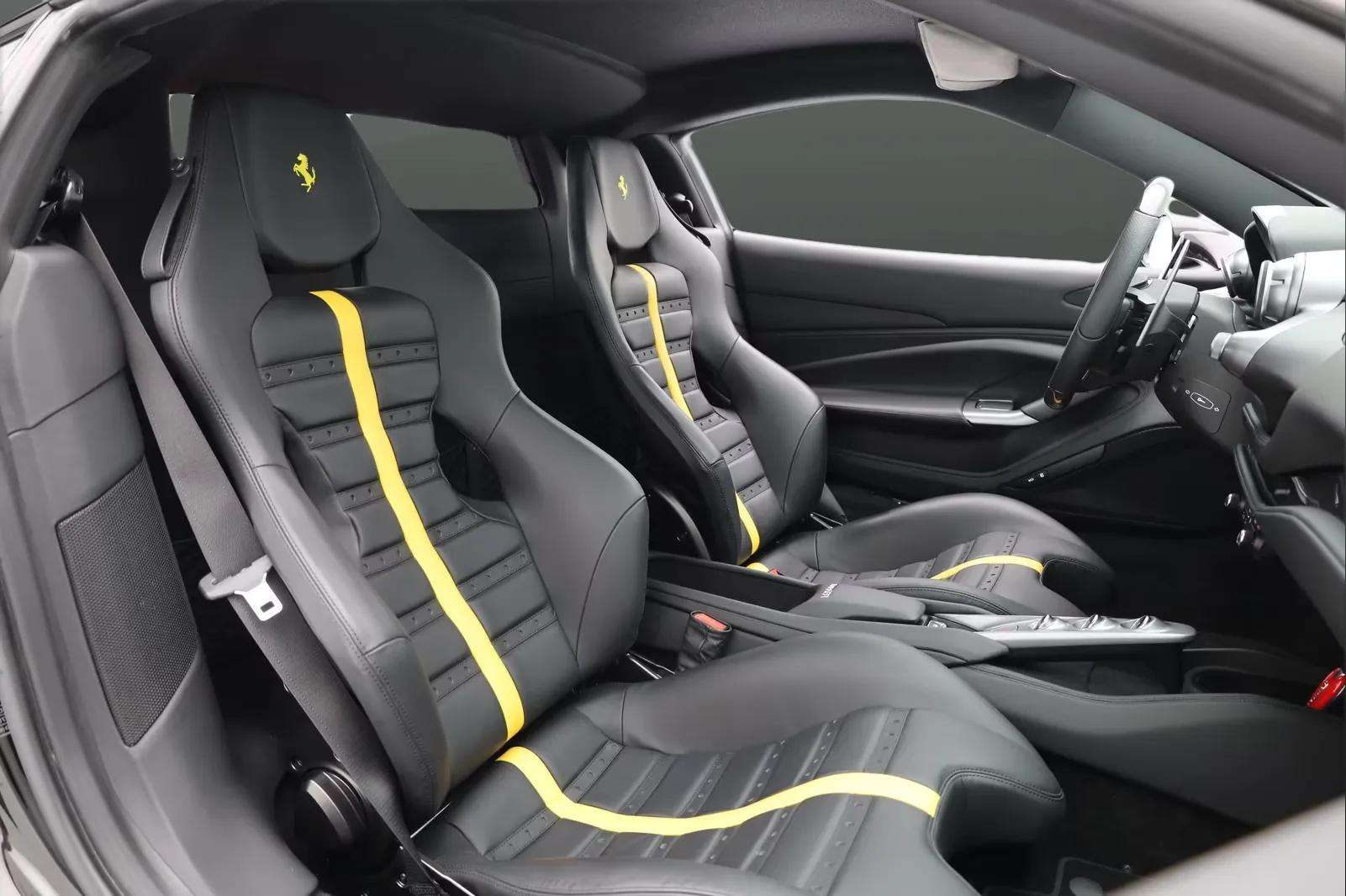 Ferrari F8 2022 - Photo 4