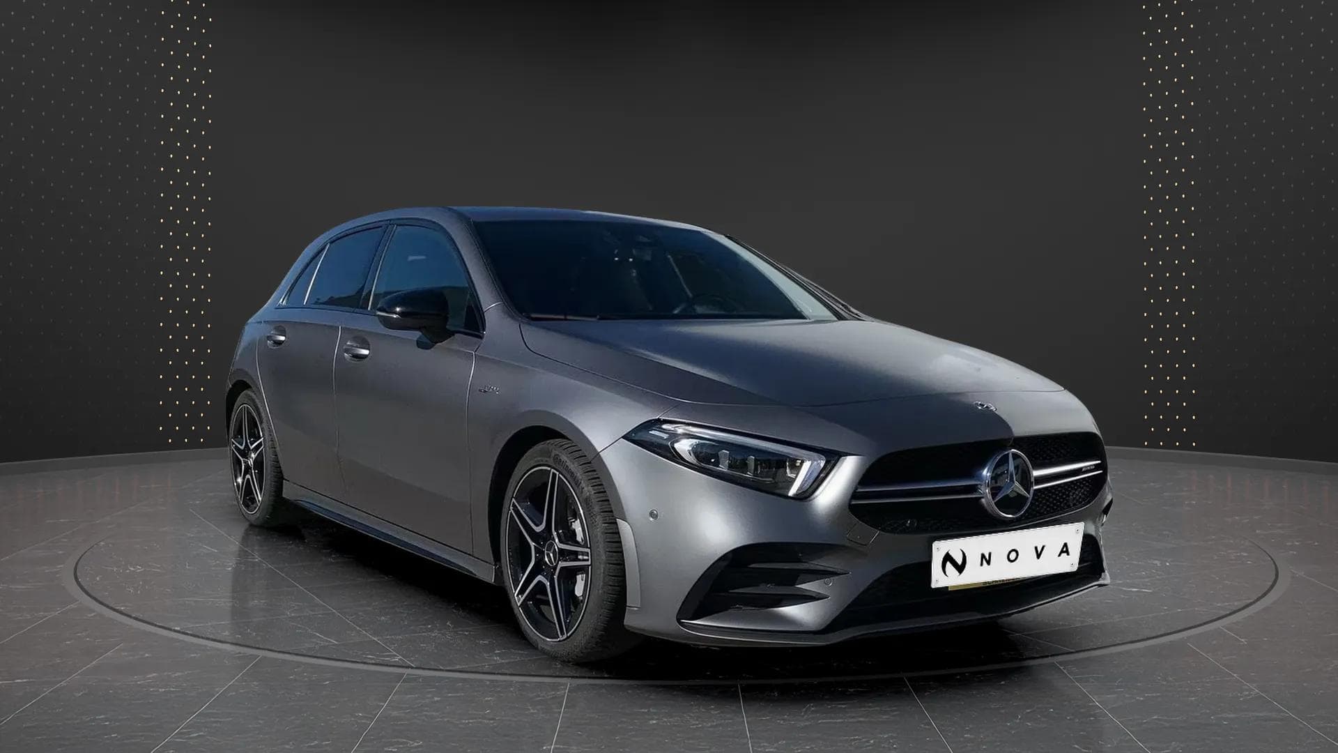 Mercedes-Benz A 35 AMG 2019 - Photo principale