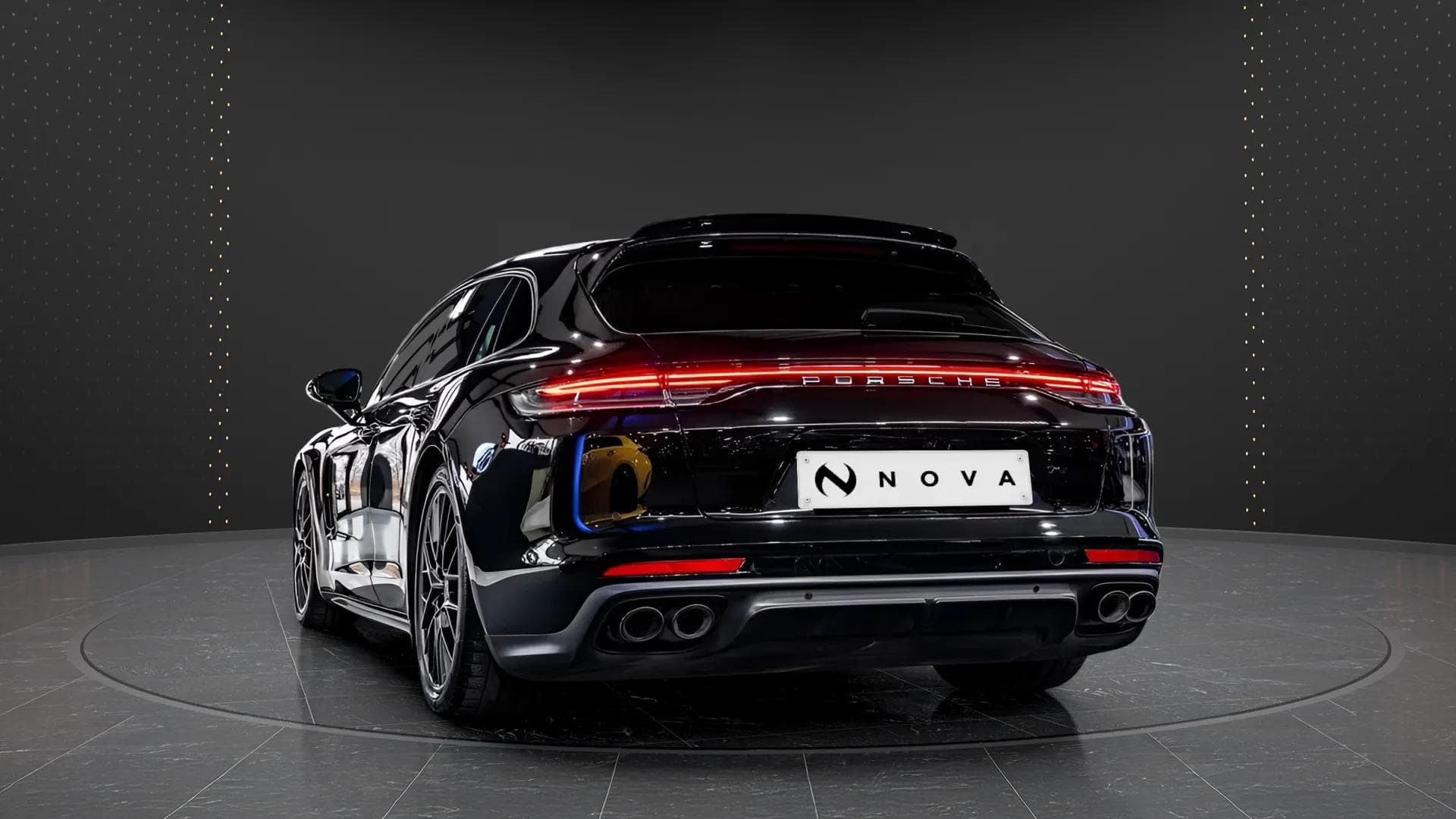 Porsche Panamera Sport Turismo 2021 - Photo 4