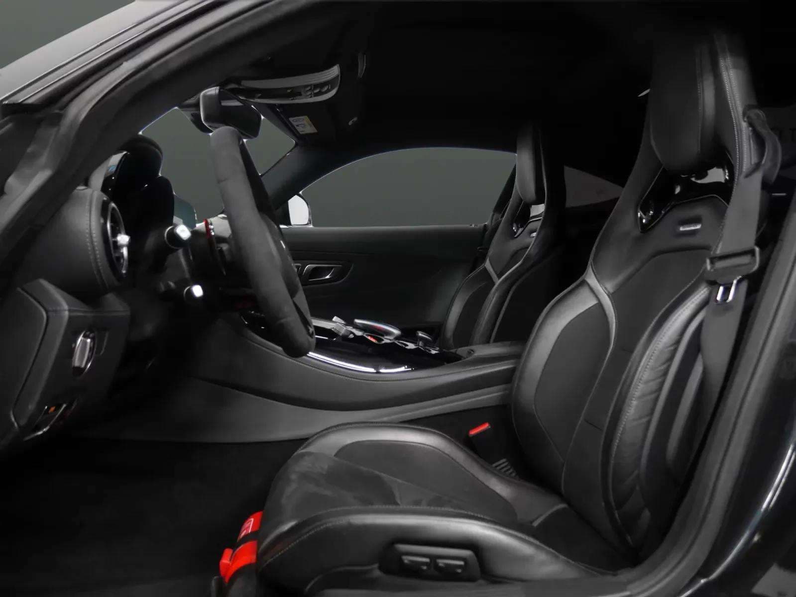 Mercedes-Benz AMG GT R 2018 - Photo 3