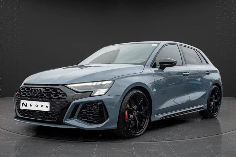 Audi RS3 2022 - Photo principale