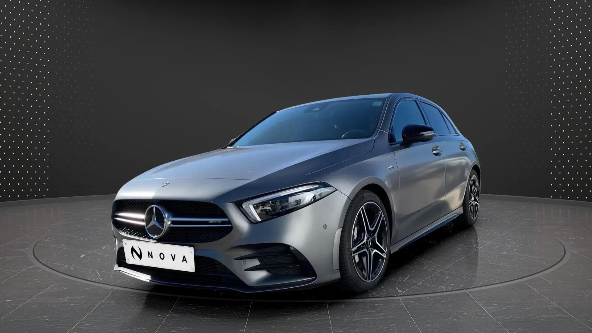 Mercedes-Benz A 35 AMG 2019 - Photo principale