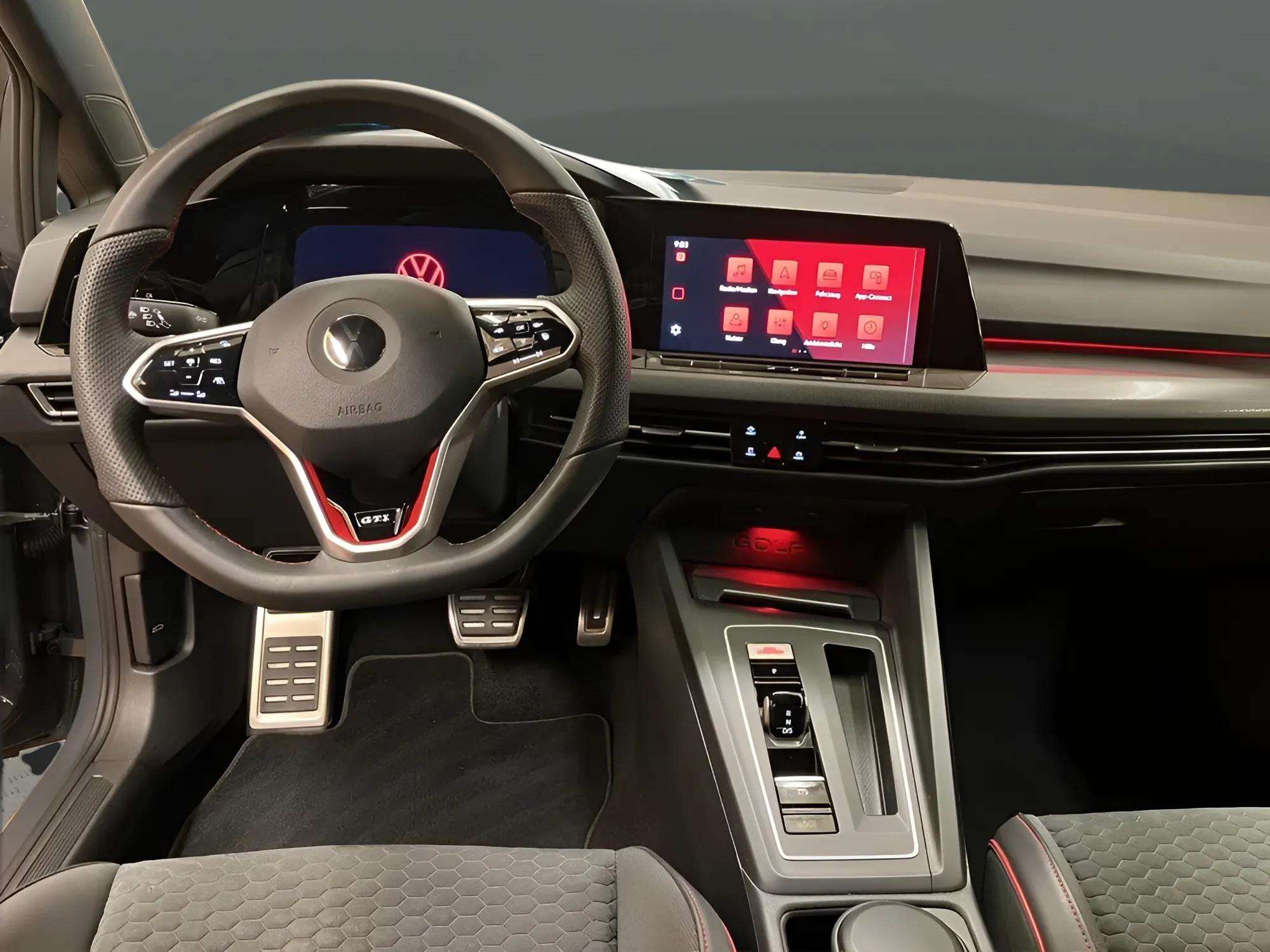 Volkswagen Golf 2021 - Photo 4