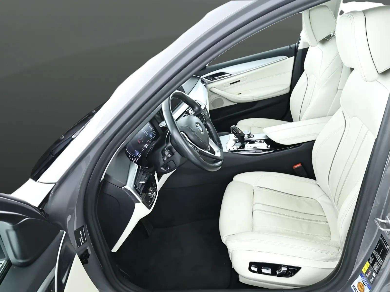 BMW 530 2021 - Photo 4