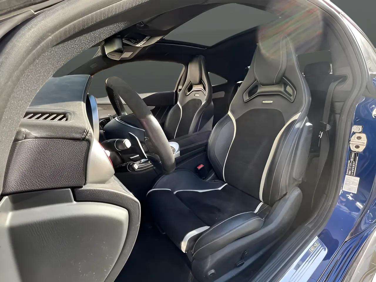 Mercedes-Benz C 63 AMG 2017 - Photo 4