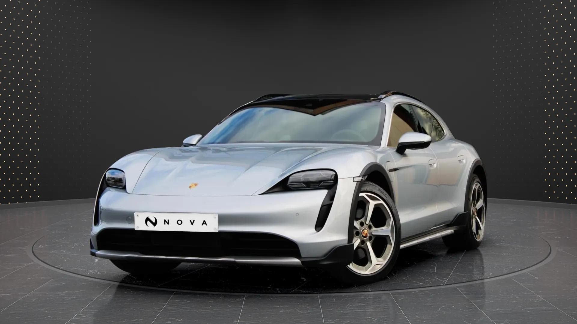 Porsche Taycan 2021 - Photo principale