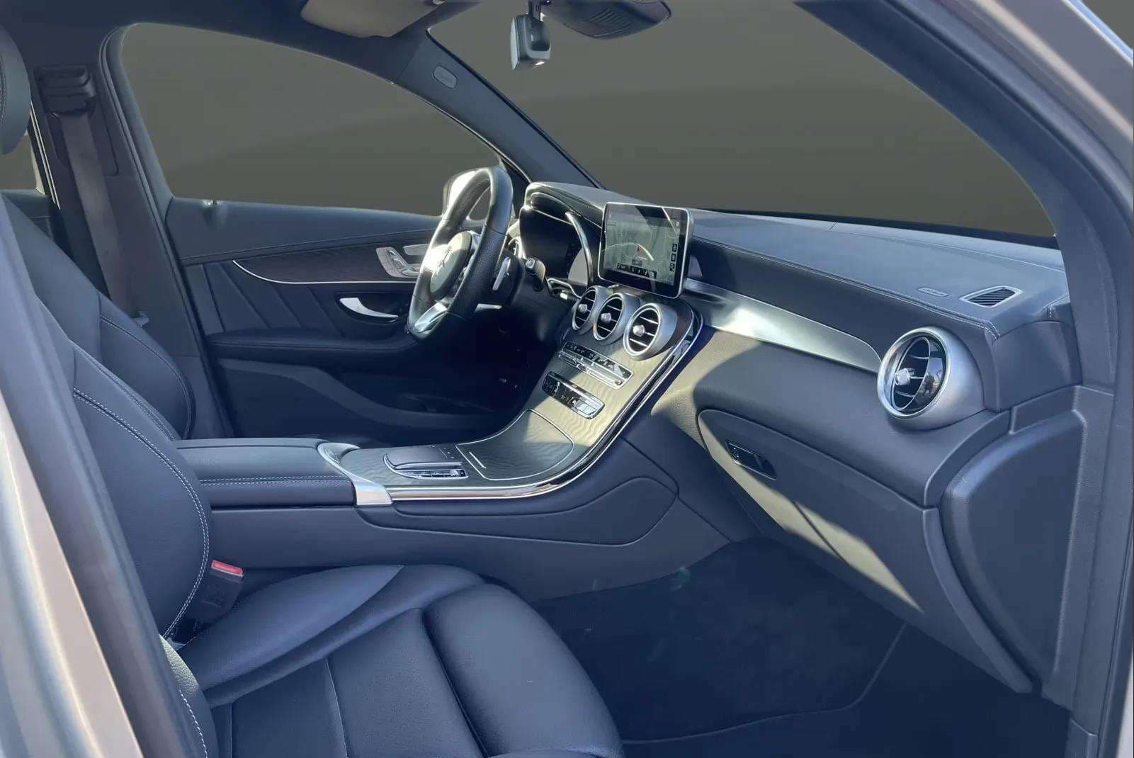 Mercedes-Benz GLC 300 2021 - Photo 5