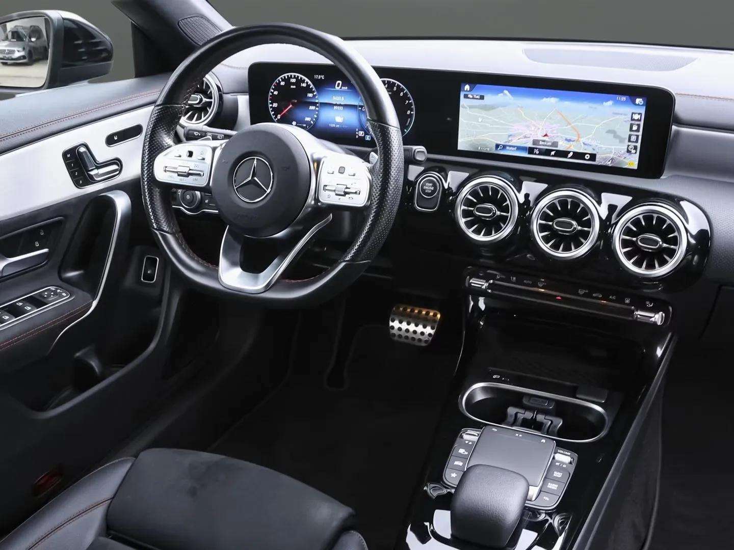 Mercedes-Benz CLA 250 Shooting Break 2022 - Photo 4